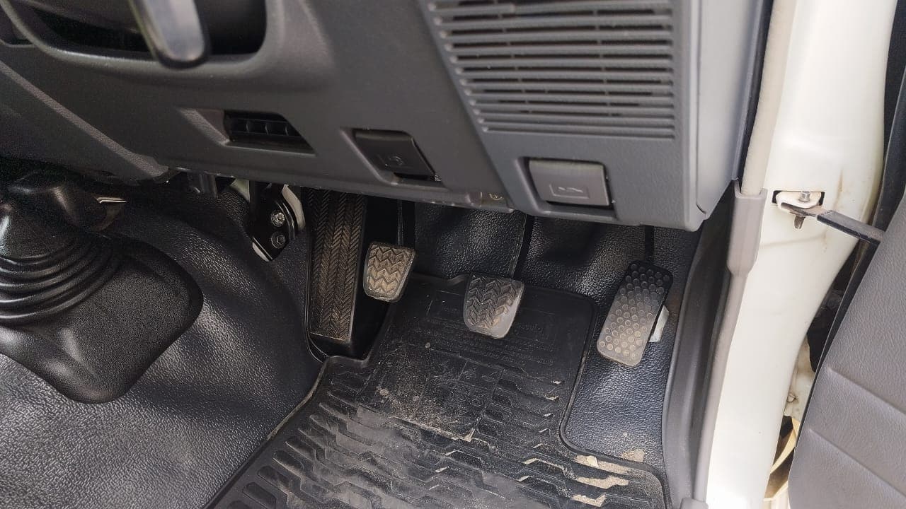 Toyota Land Cruiser 3.20m — imagem 8