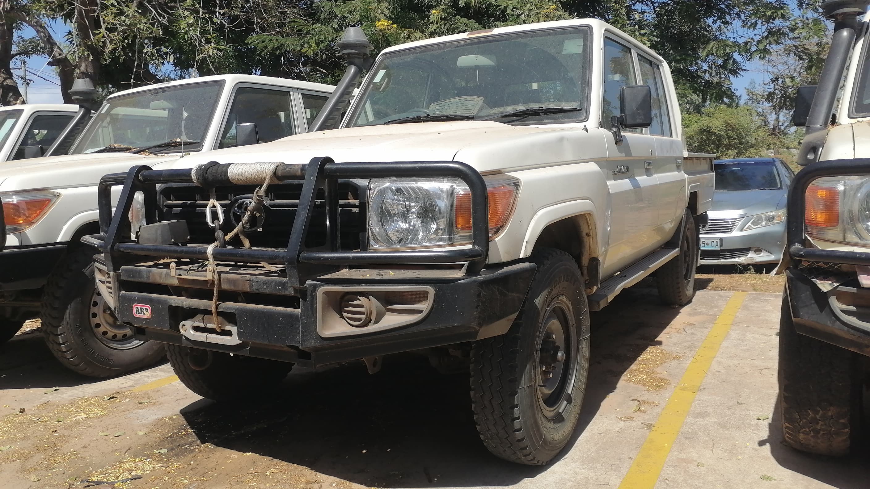 Toyota Land Cruiser79DCHZJ79R-3.18m — imagem 4