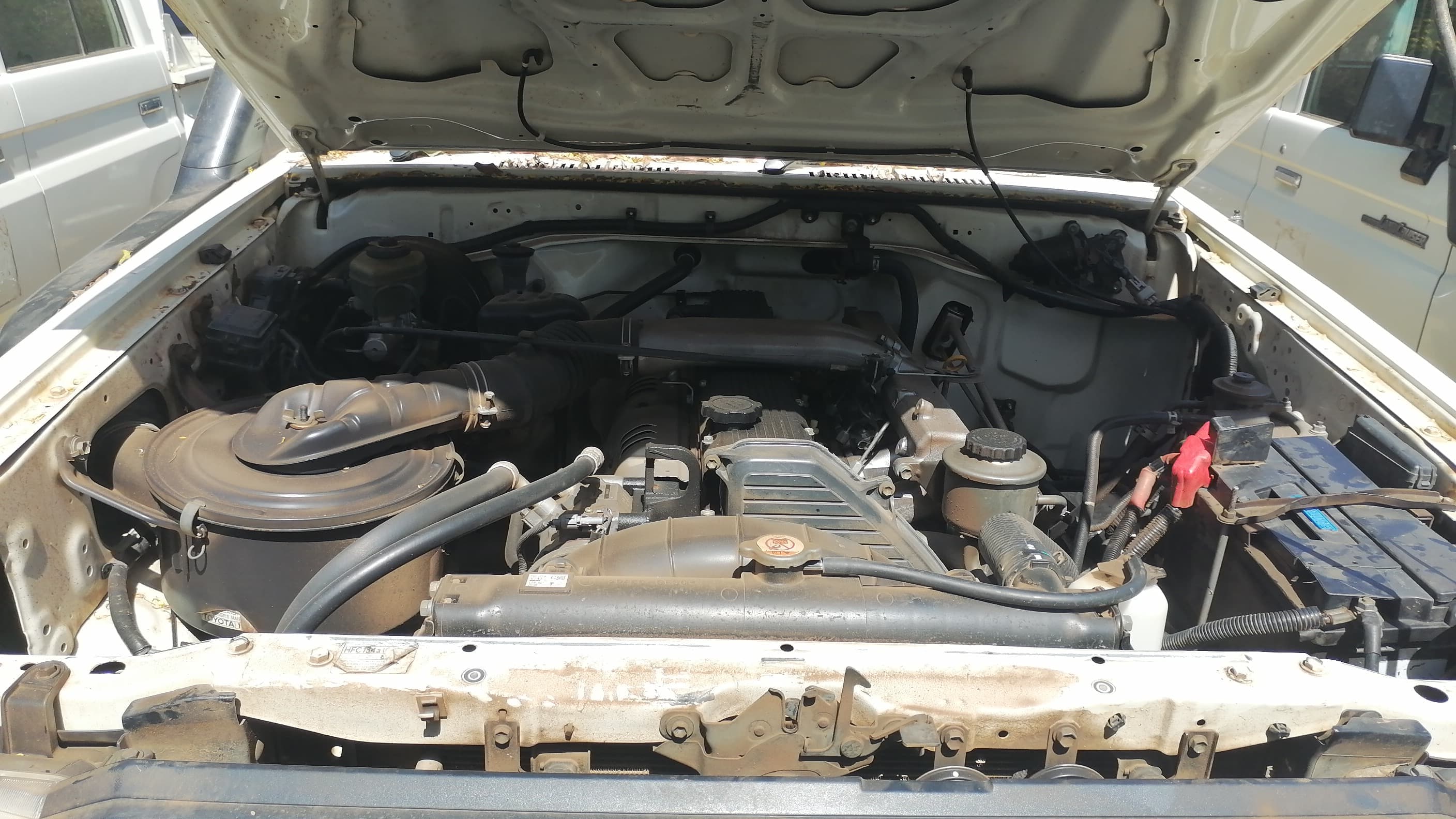 Toyota Land Cruiser79DCHZJ79R-3.18m — imagem 12
