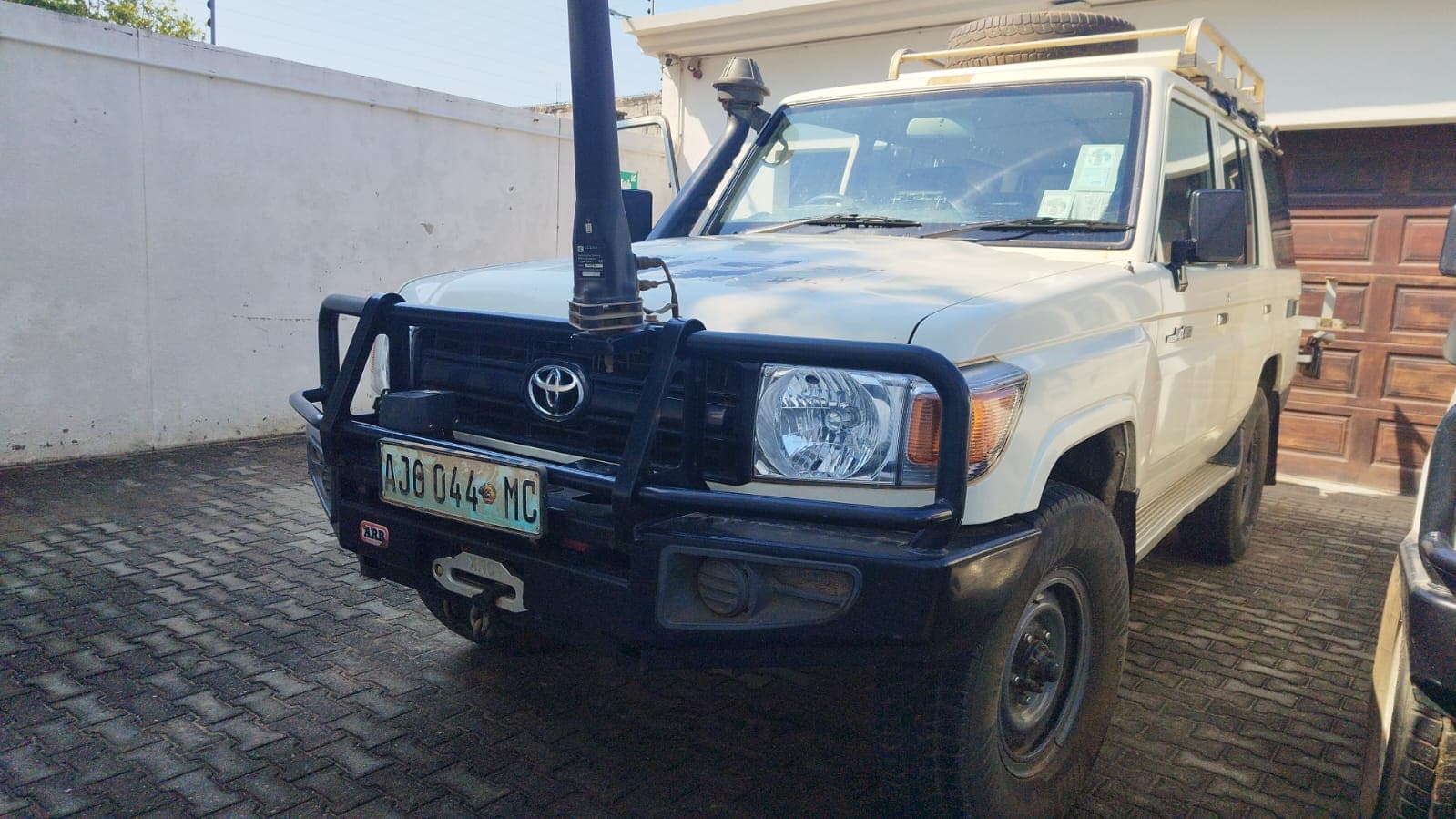 Toyota Land Cruiser LC76HZJ76R - 2,70m — imagen 17