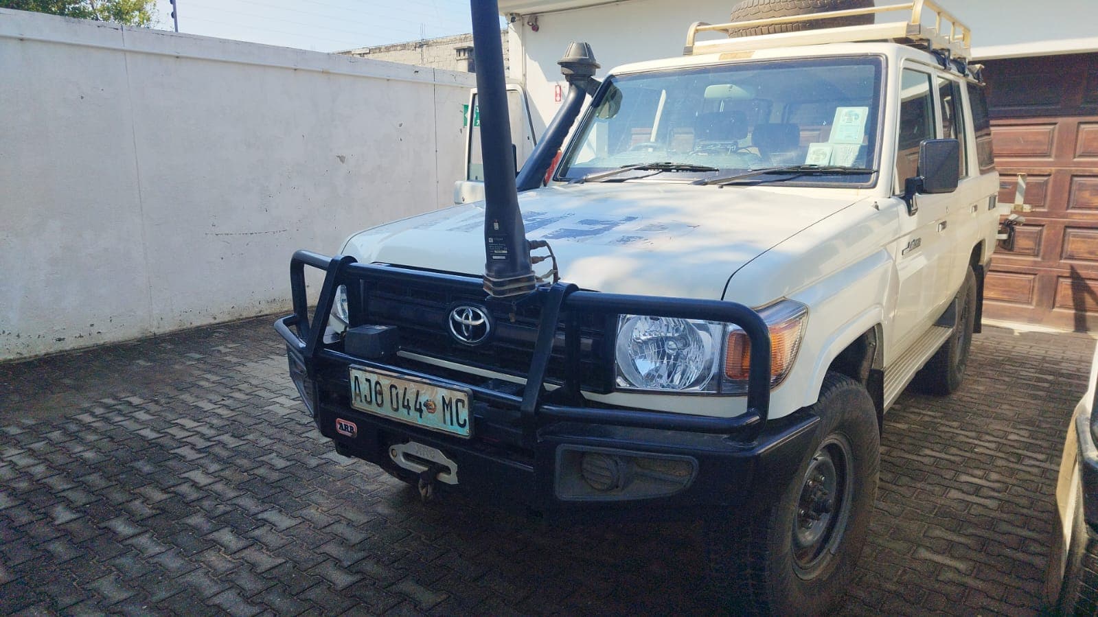 Toyota Land Cruiser LC76HZJ76R - 2,70m — imagen 16