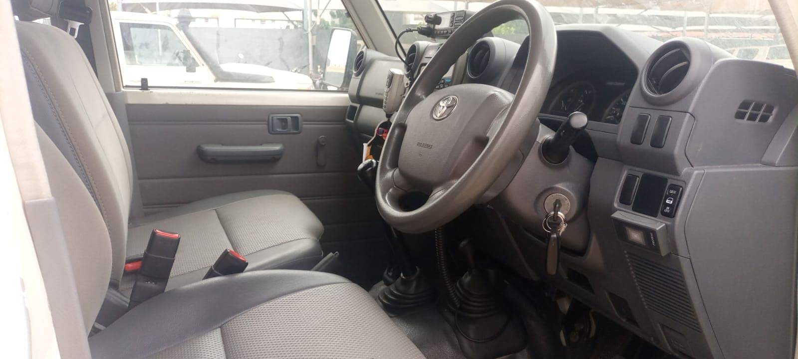 Toyota Land Cruiser - 2018 — imagem 10