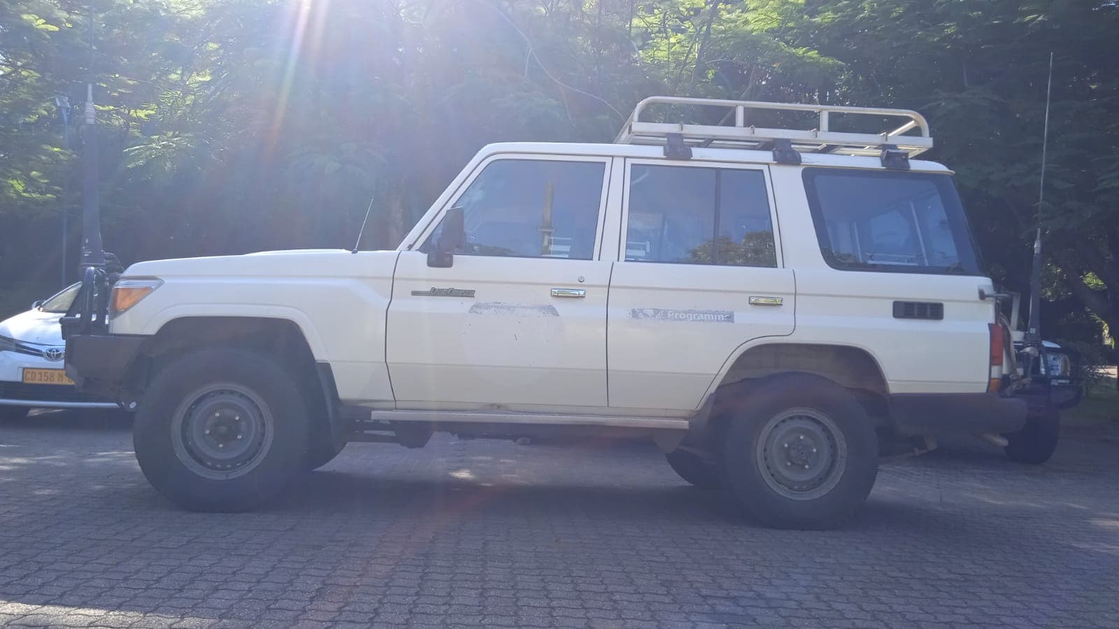 Toyota/Land Cruiser - 2018 — image 3
