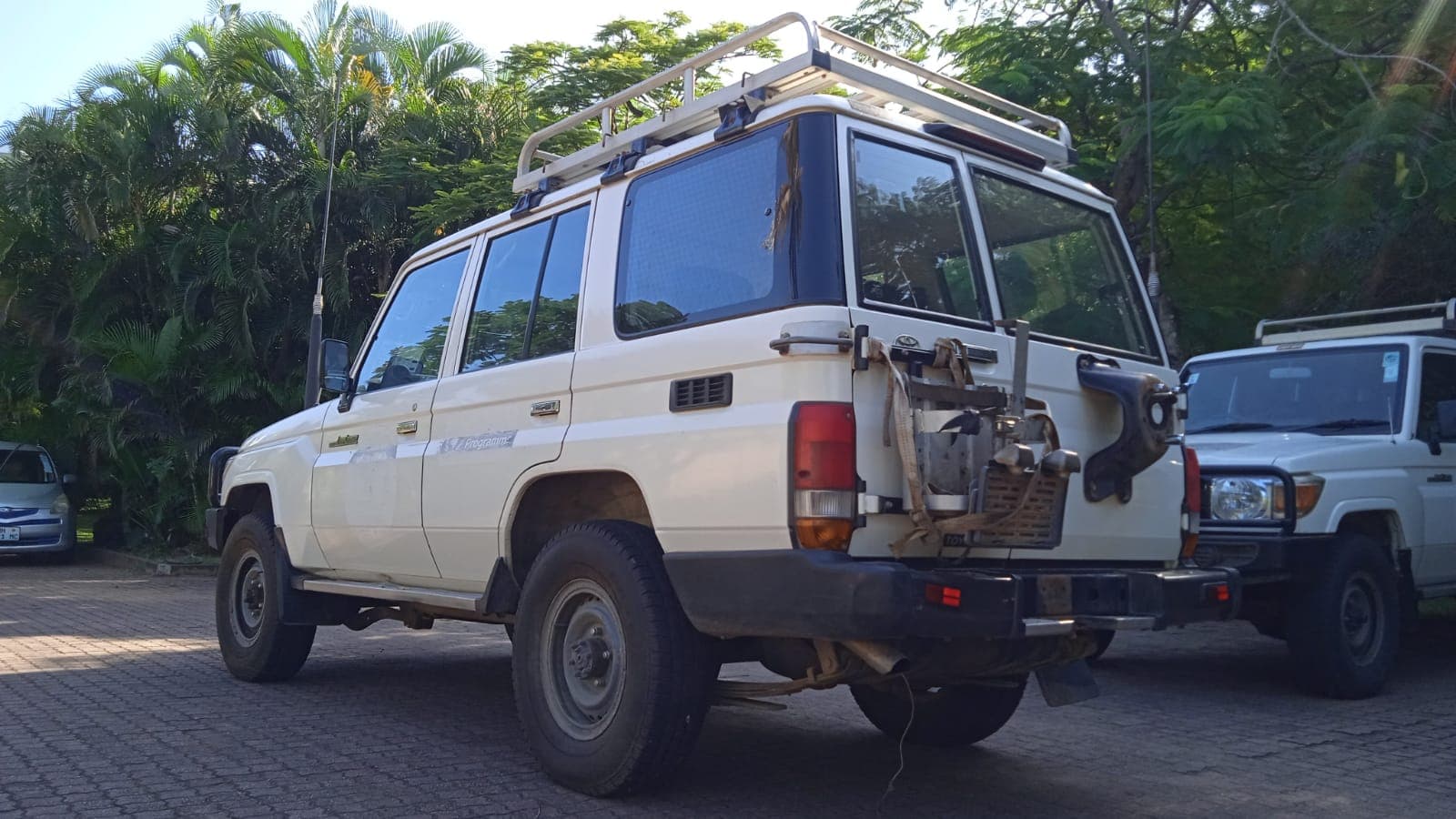 Toyota/Land Cruiser - 2018 — image 4