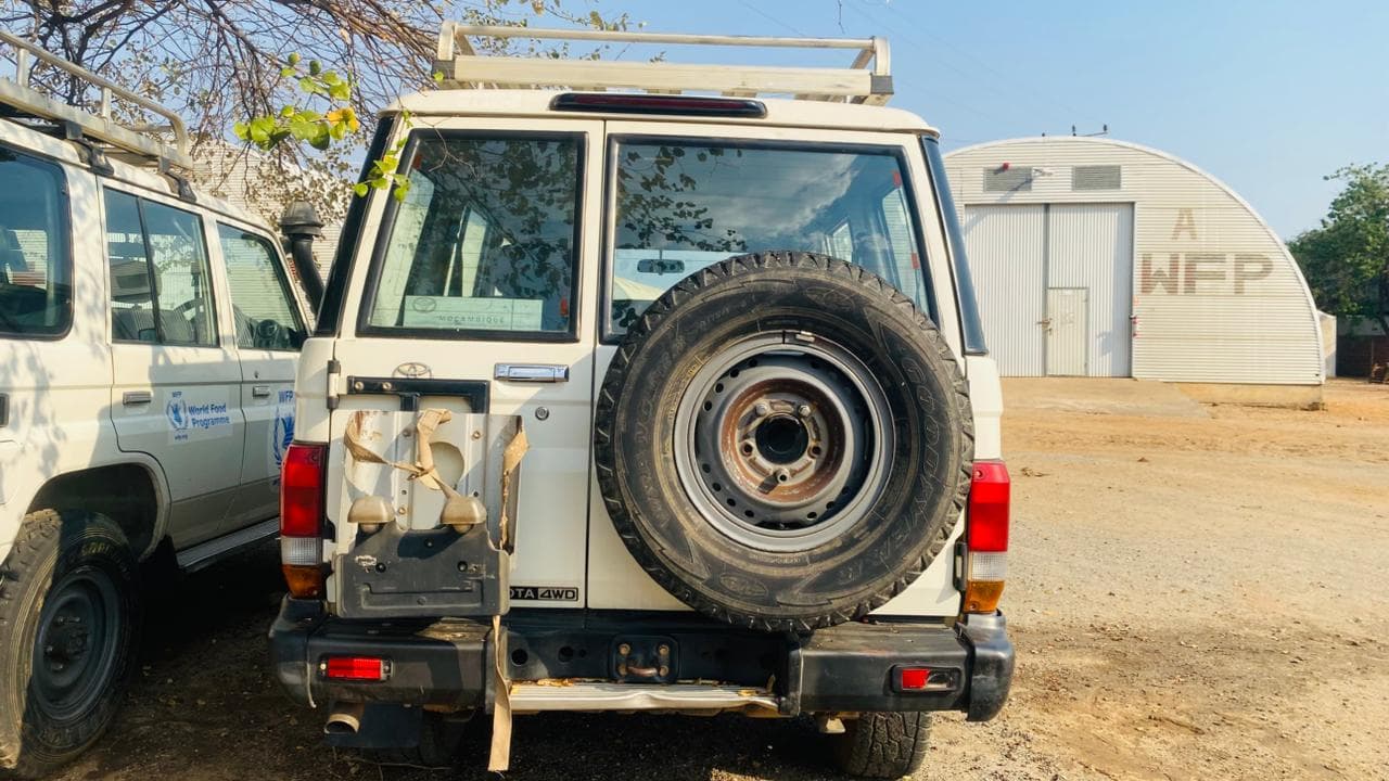 Toyota Land Cruiser - 2015 — imagem 3