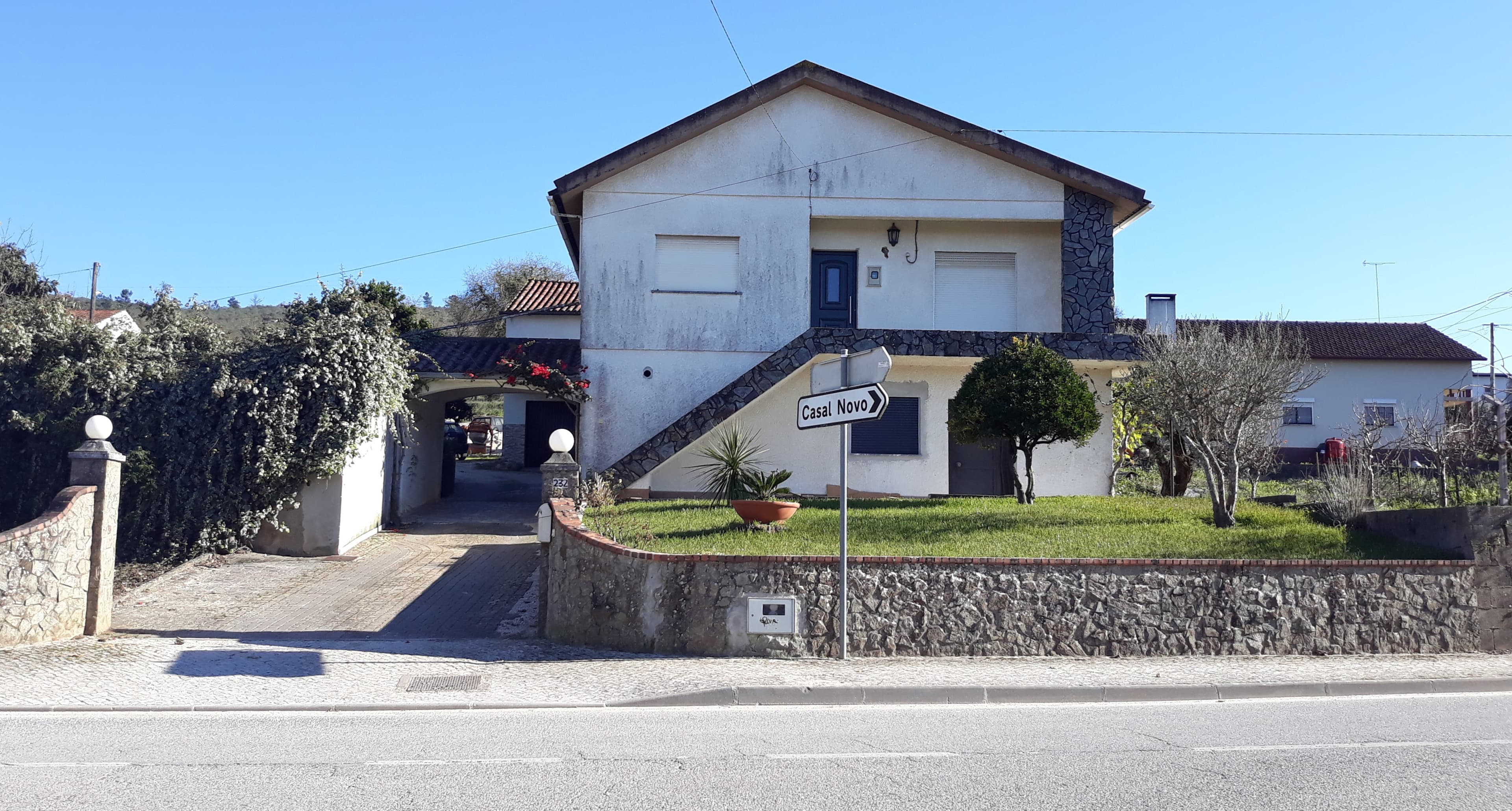 Moradia V3 + Terreno · Pombal — imagen 1