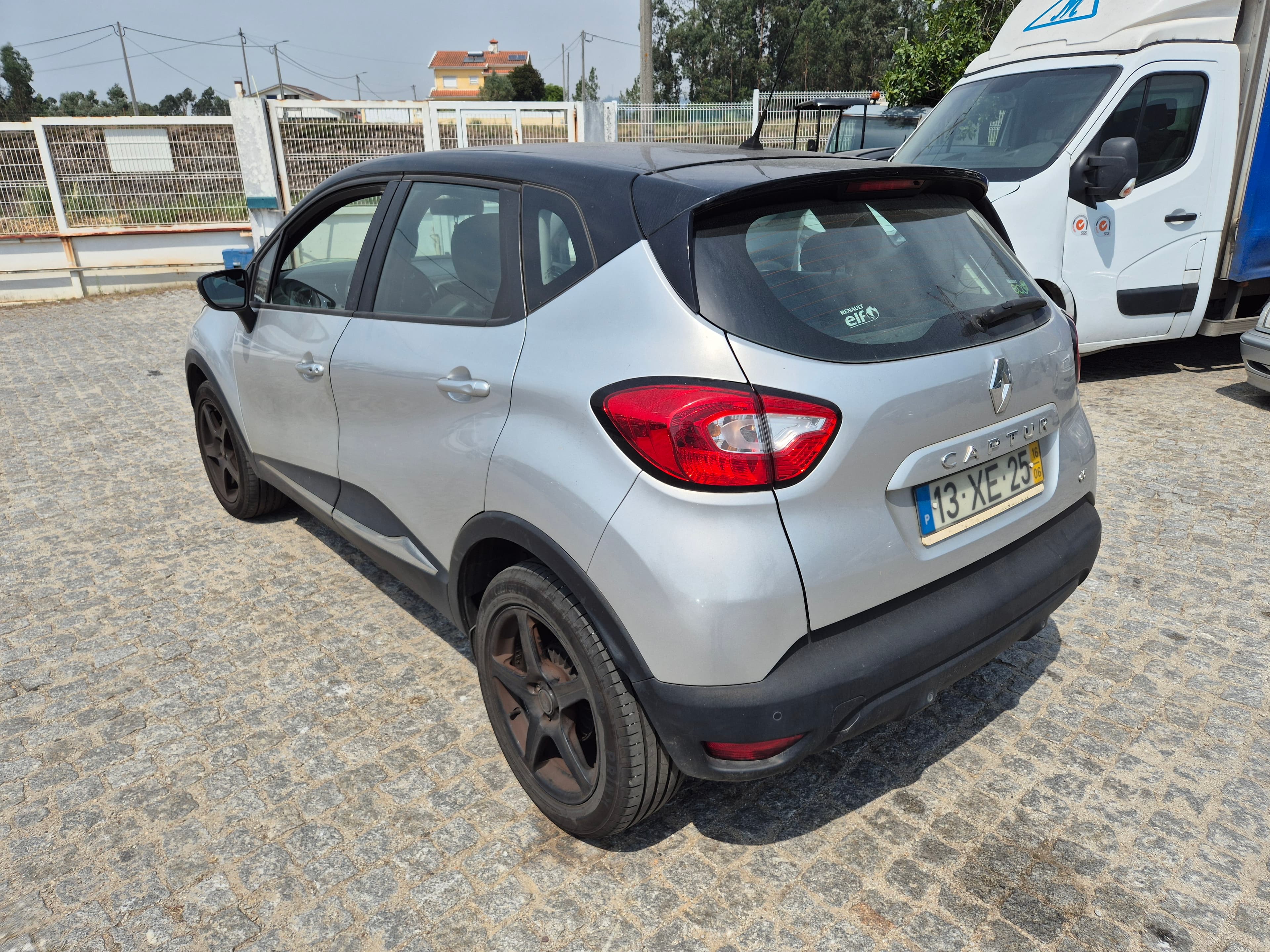 Renault Captur · Ano 2016 — imagem 4