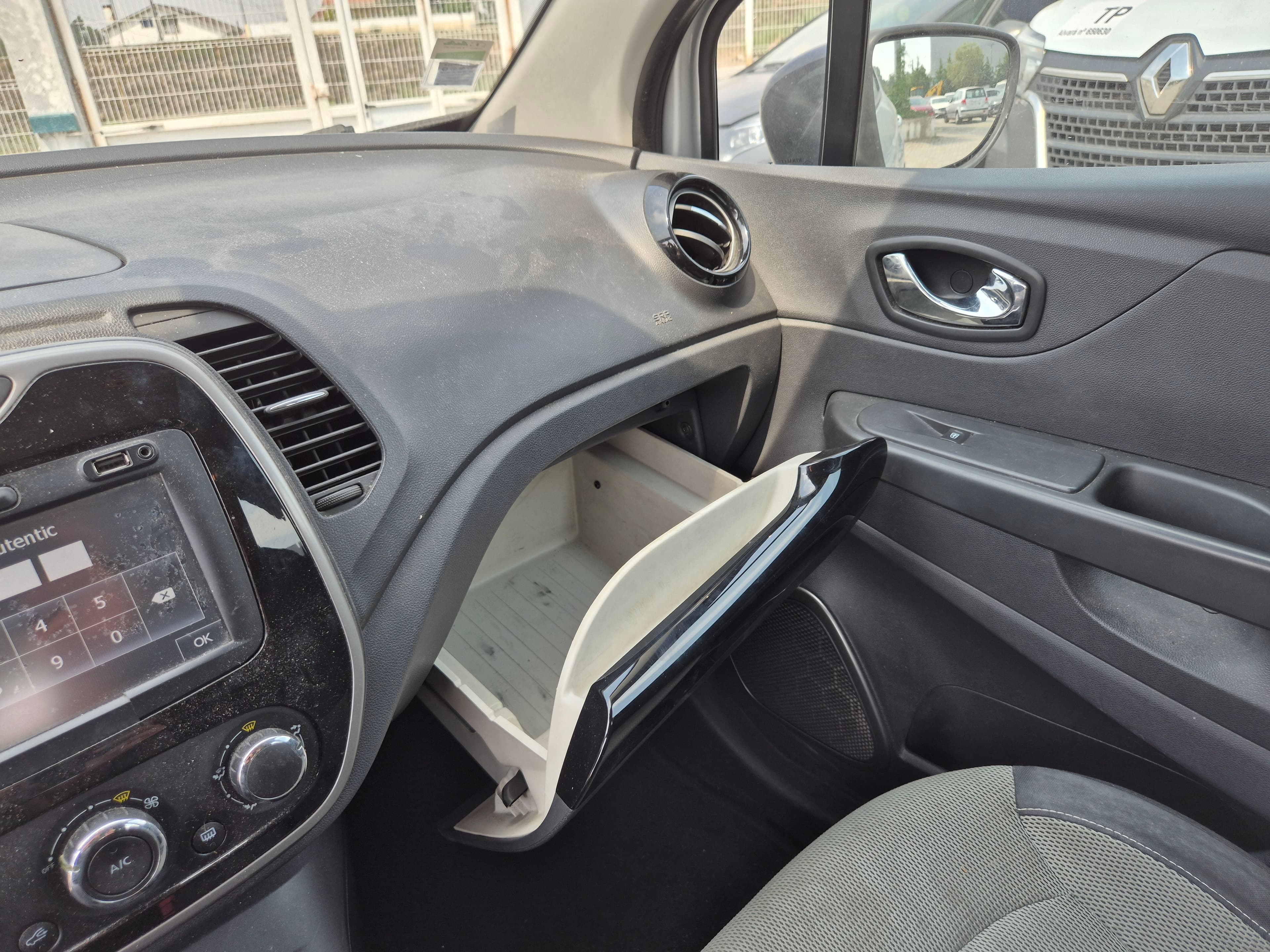 Renault Captur · Ano 2016 — imagem 40