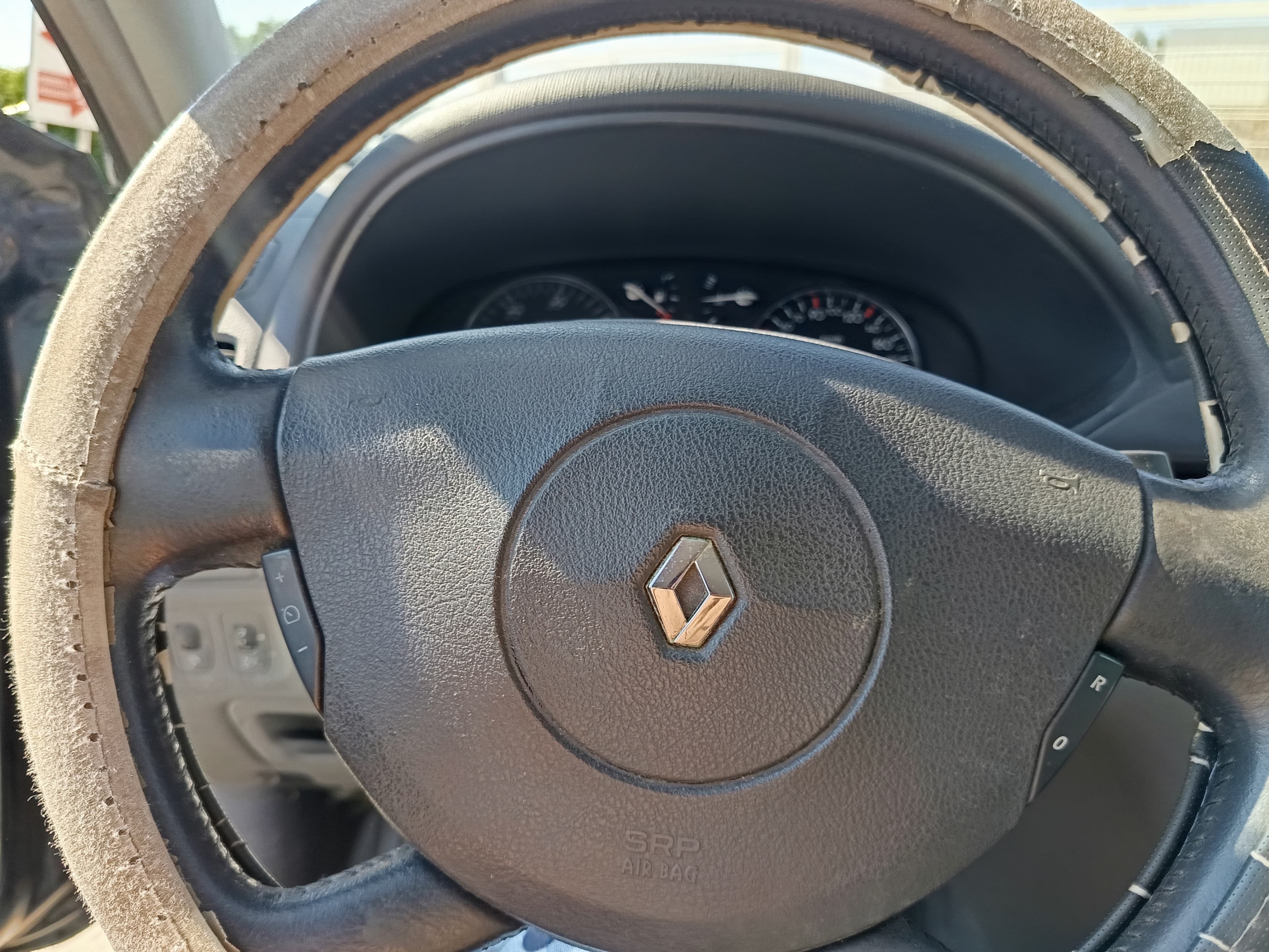 Renault Laguna · Ano 2002 — imagem 43