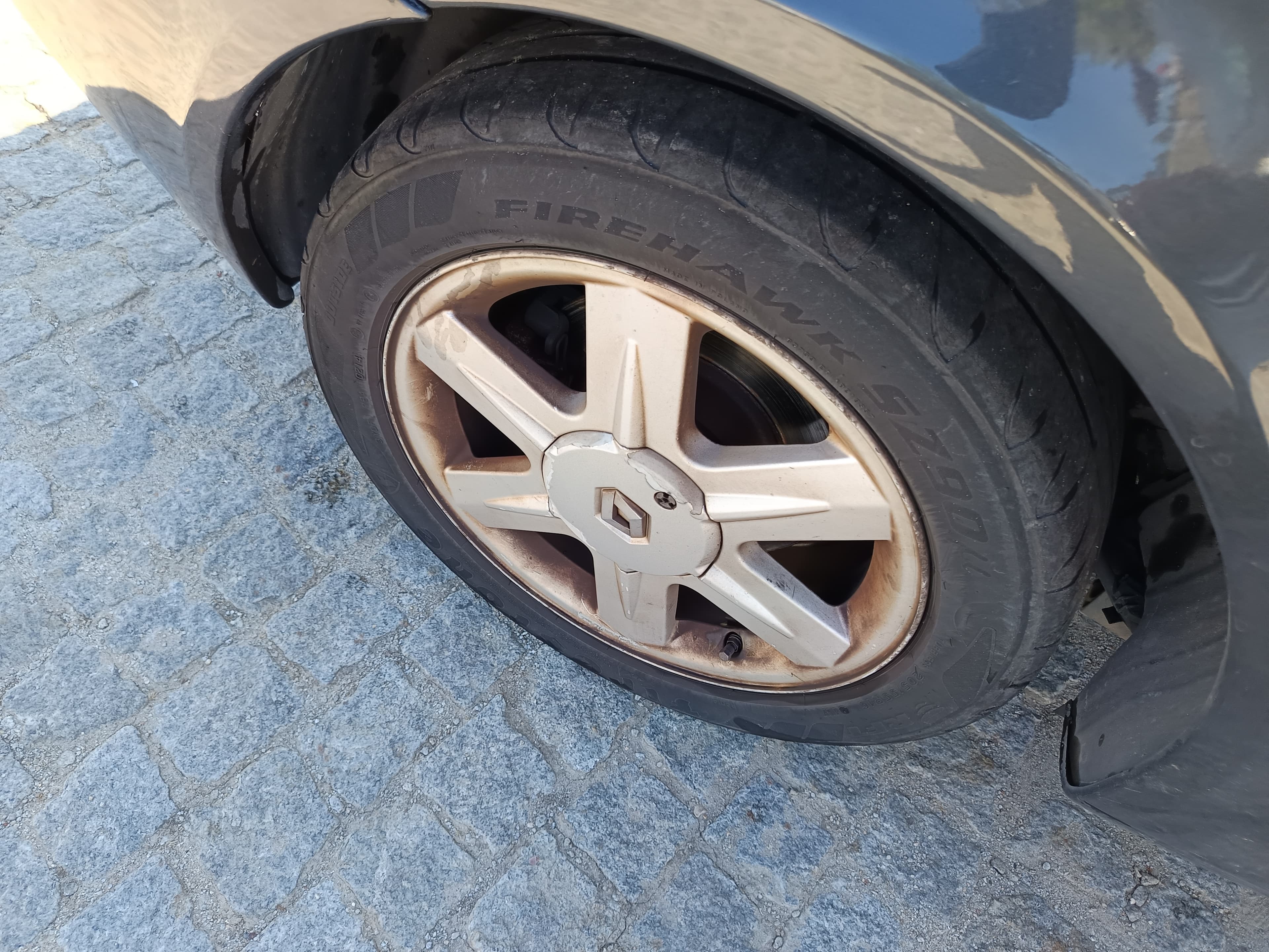 Renault Laguna · Ano 2002 — imagem 13