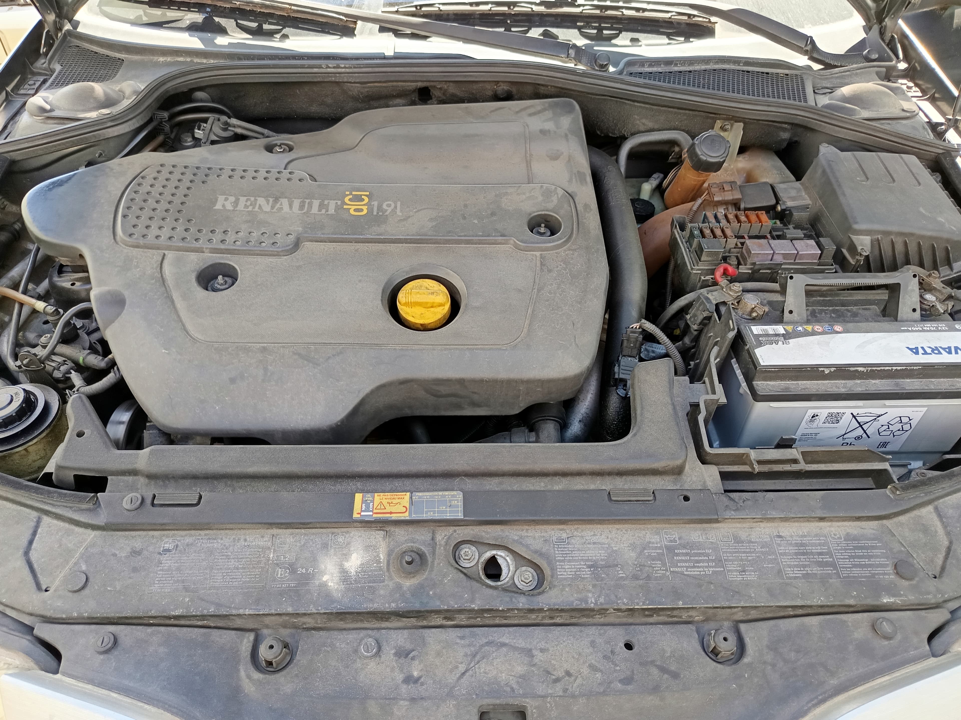 Renault Laguna · Ano 2002 — imagem 7
