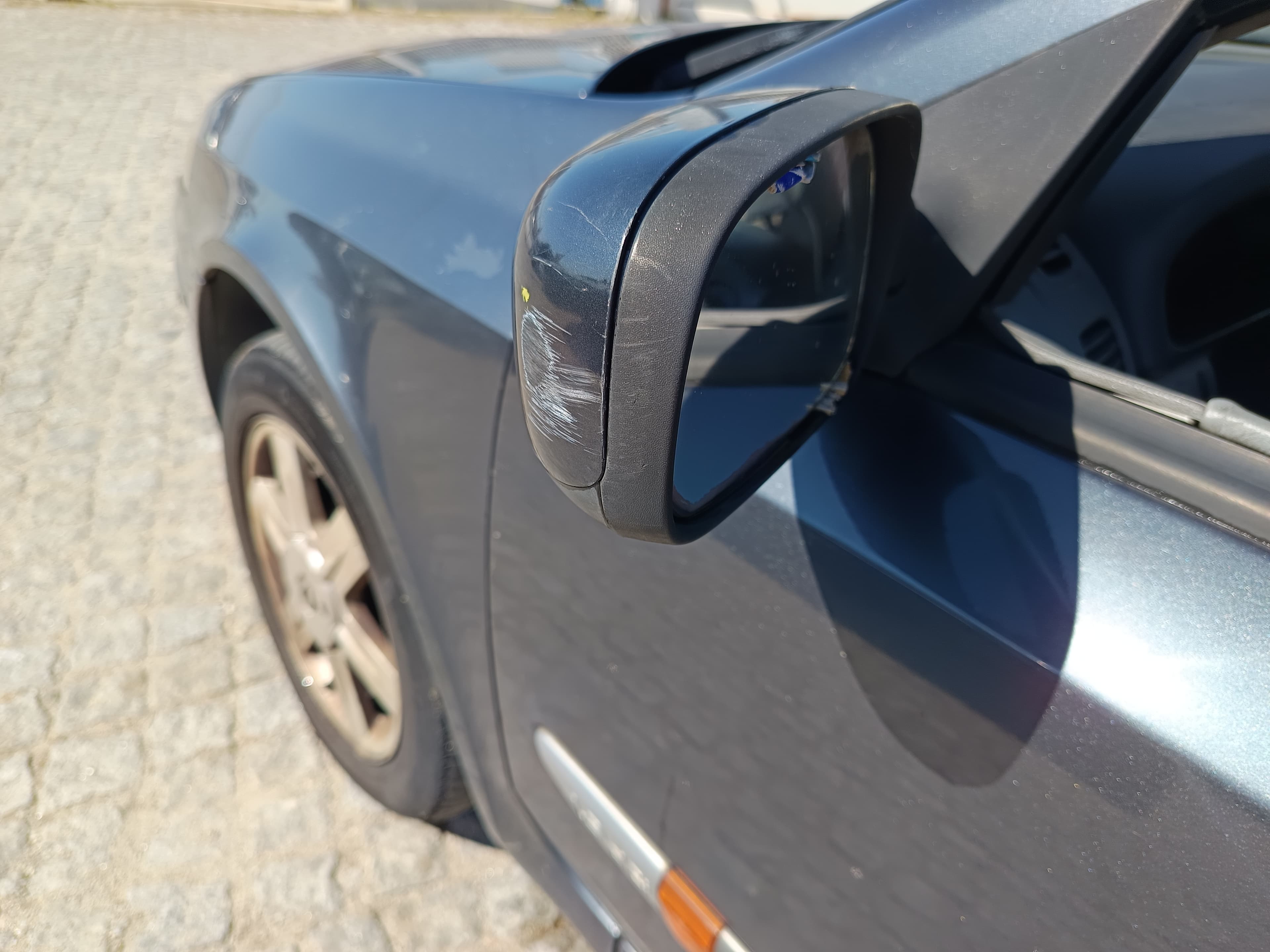 Renault Laguna · Ano 2002 — imagem 18