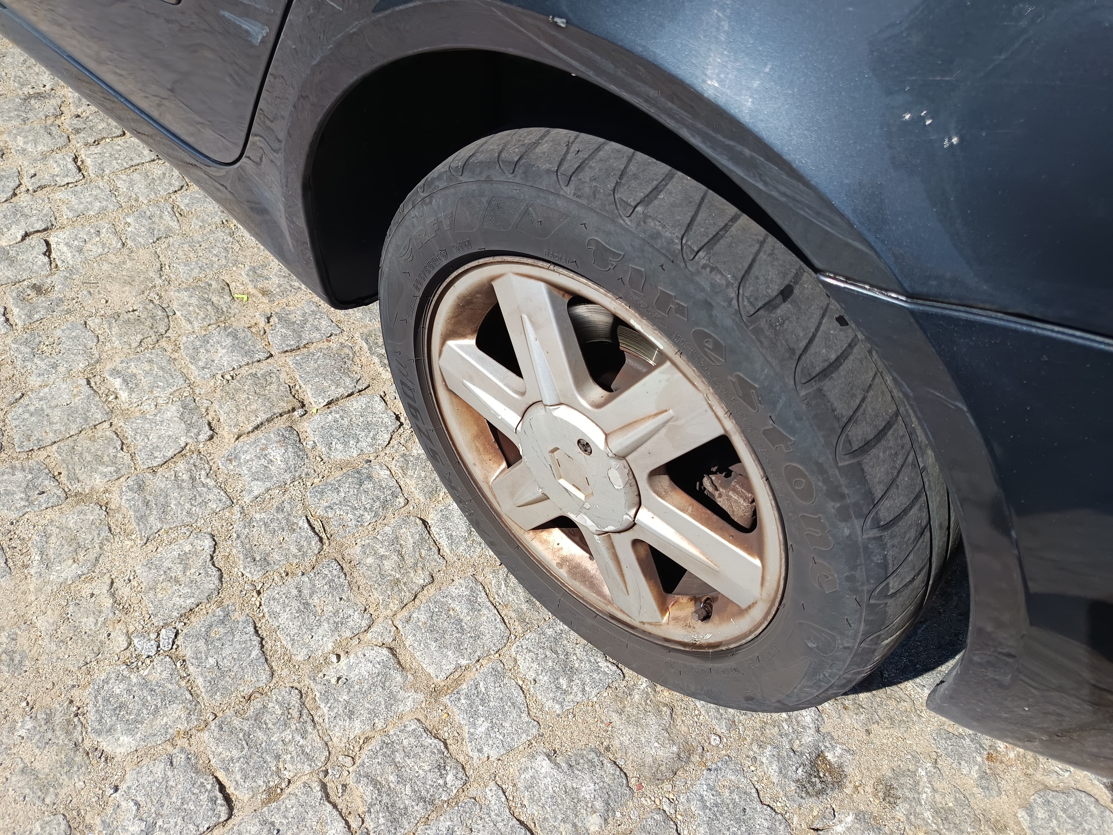 Renault Laguna · Ano 2002 — imagem 15
