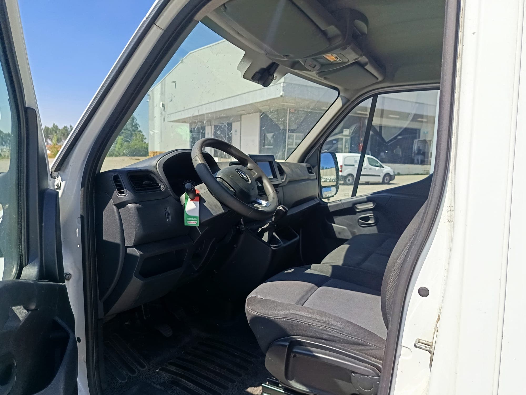 Renault Master · Ano 2021 — image 14