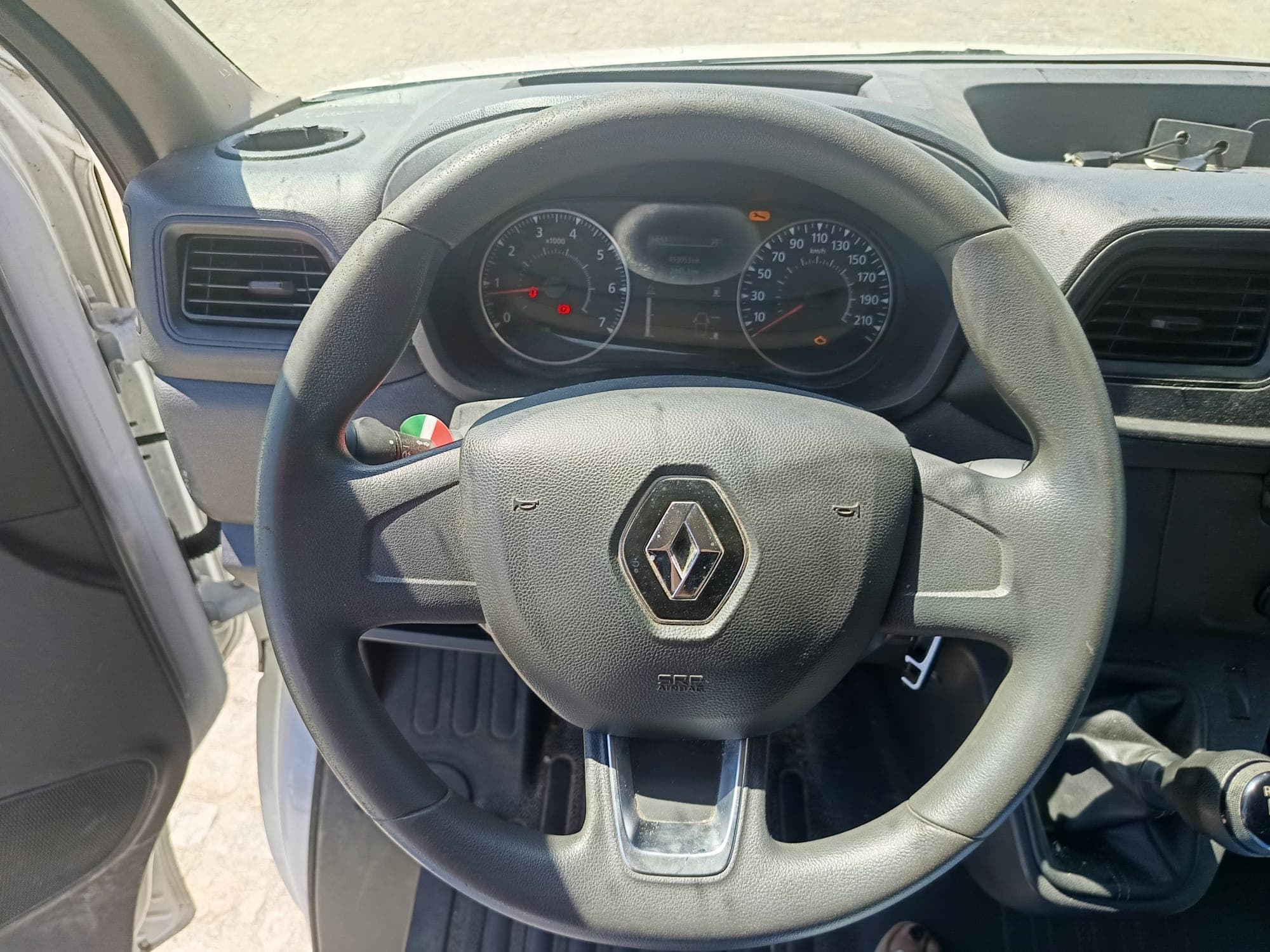 Renault Master · Ano 2021 — image 15