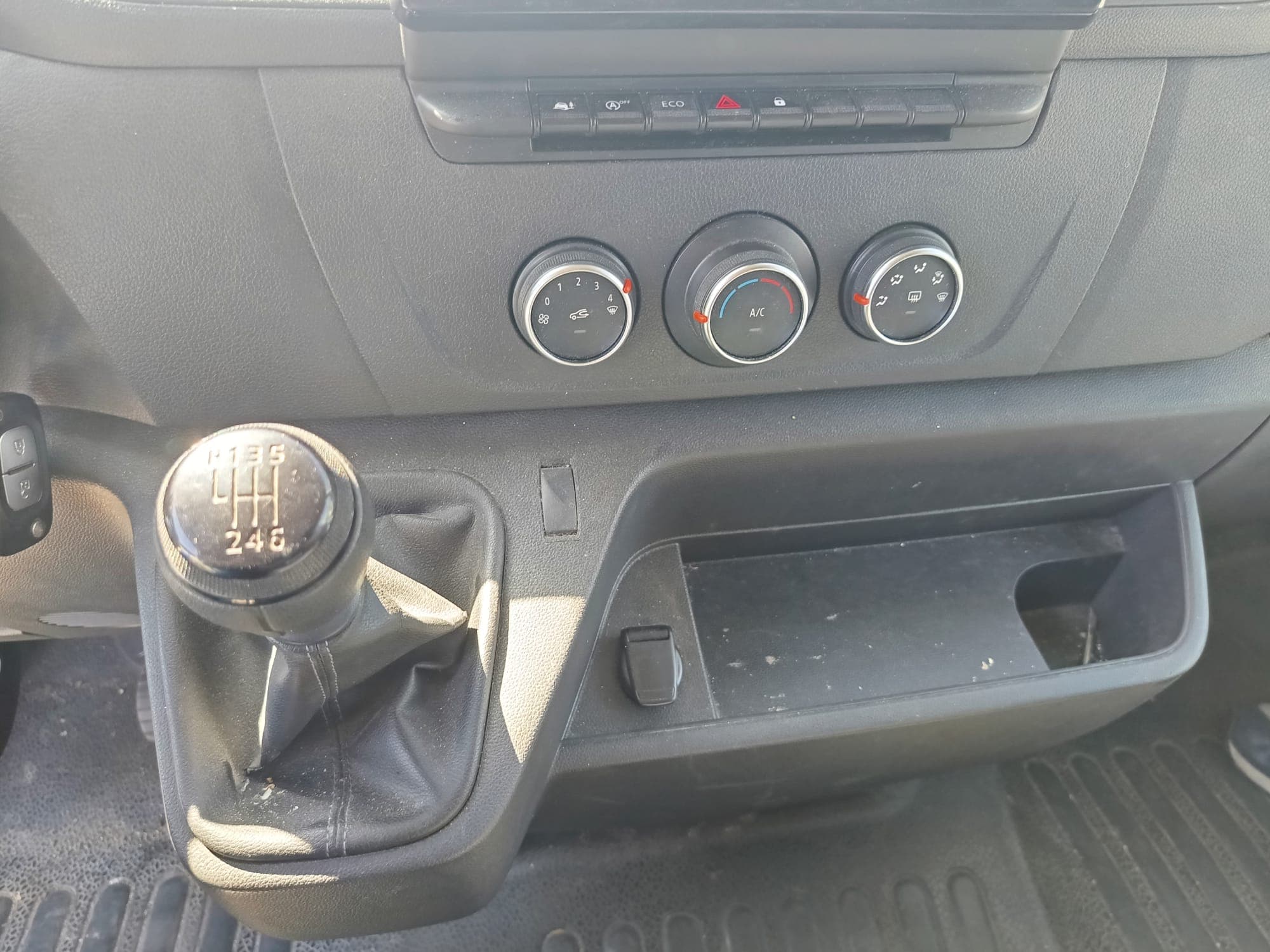 Renault Master · Ano 2021 — image 8
