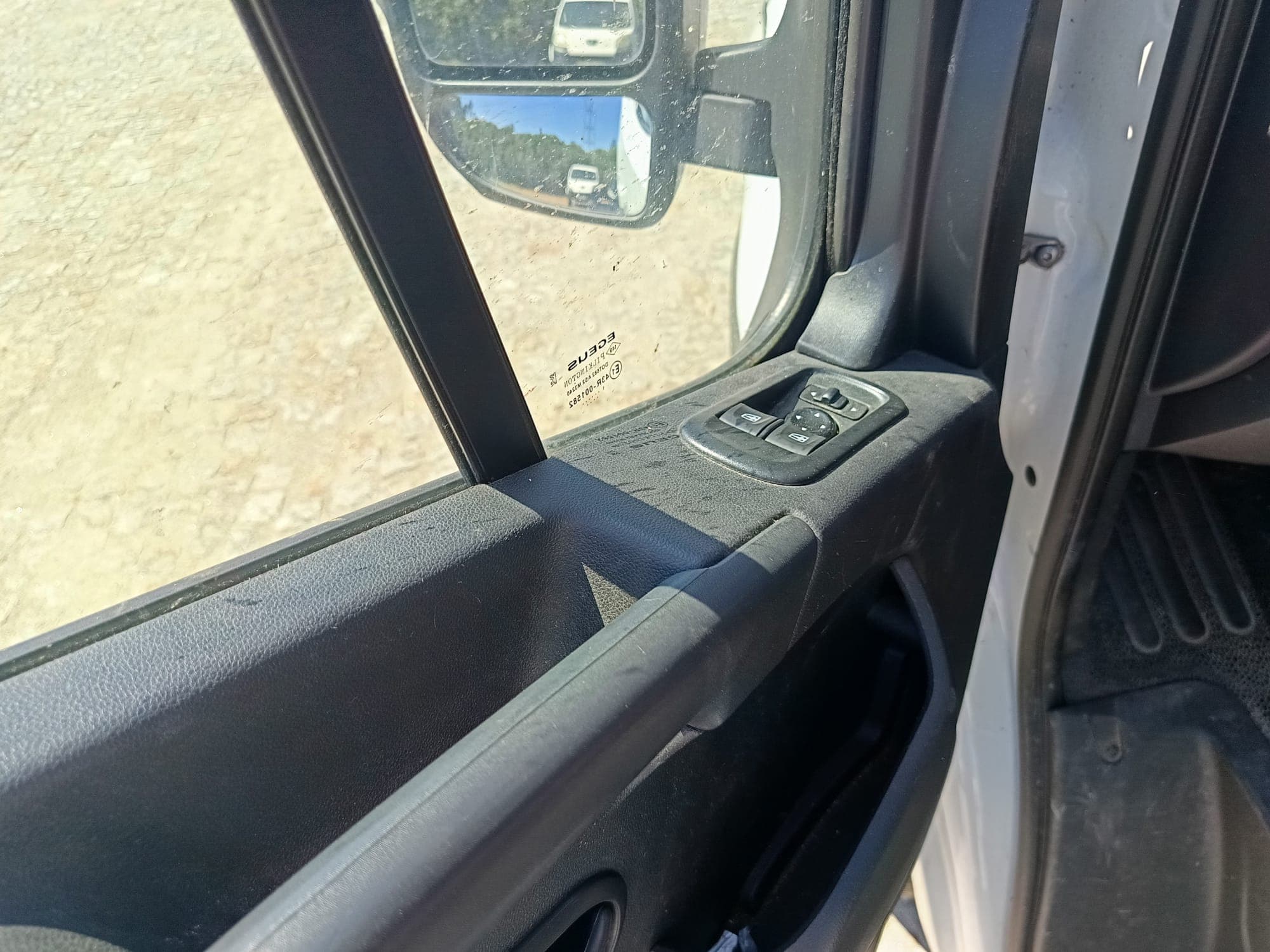 Renault Master · Ano 2021 — image 23