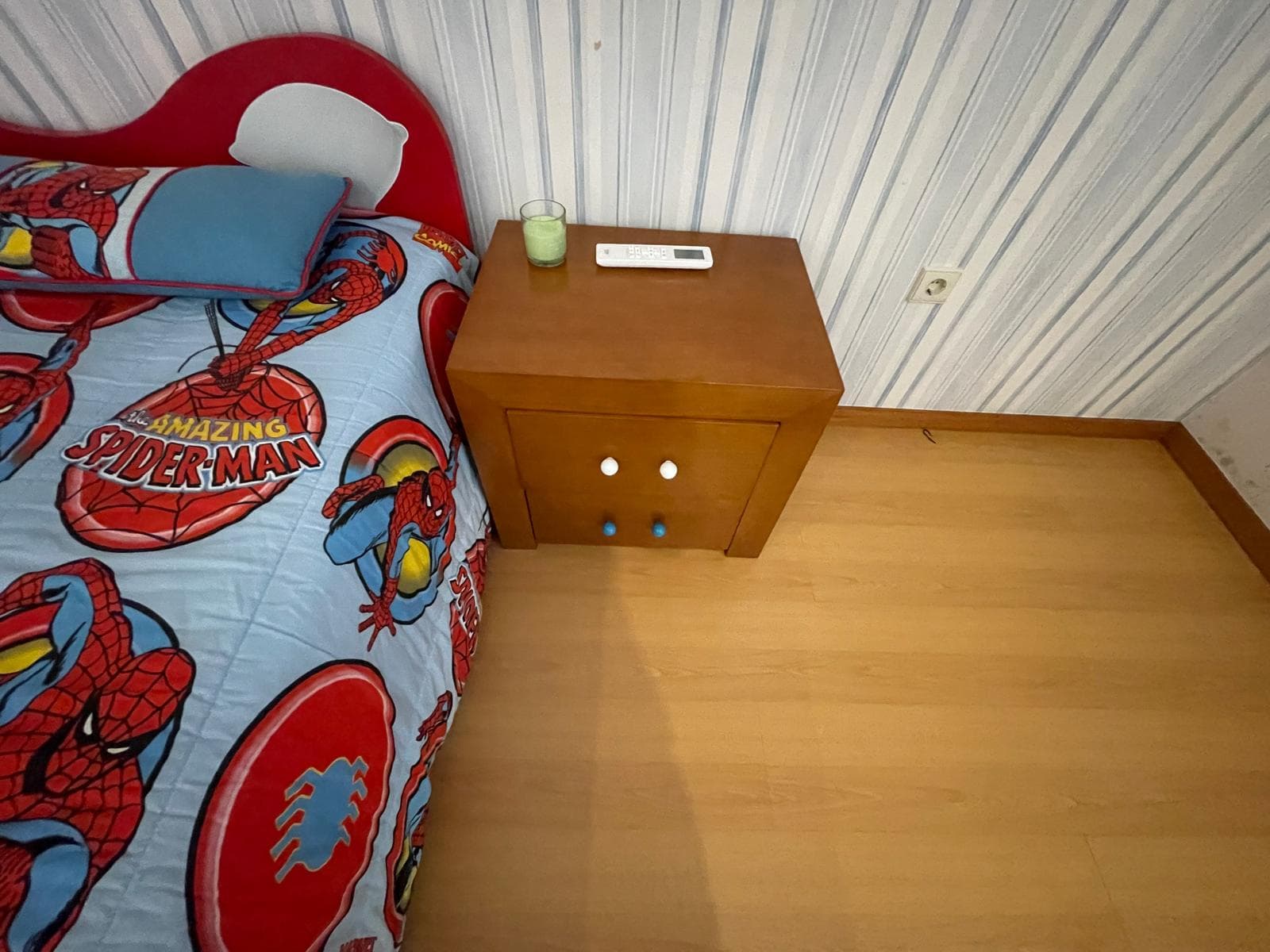 Mobiliário de quarto — imagem 4