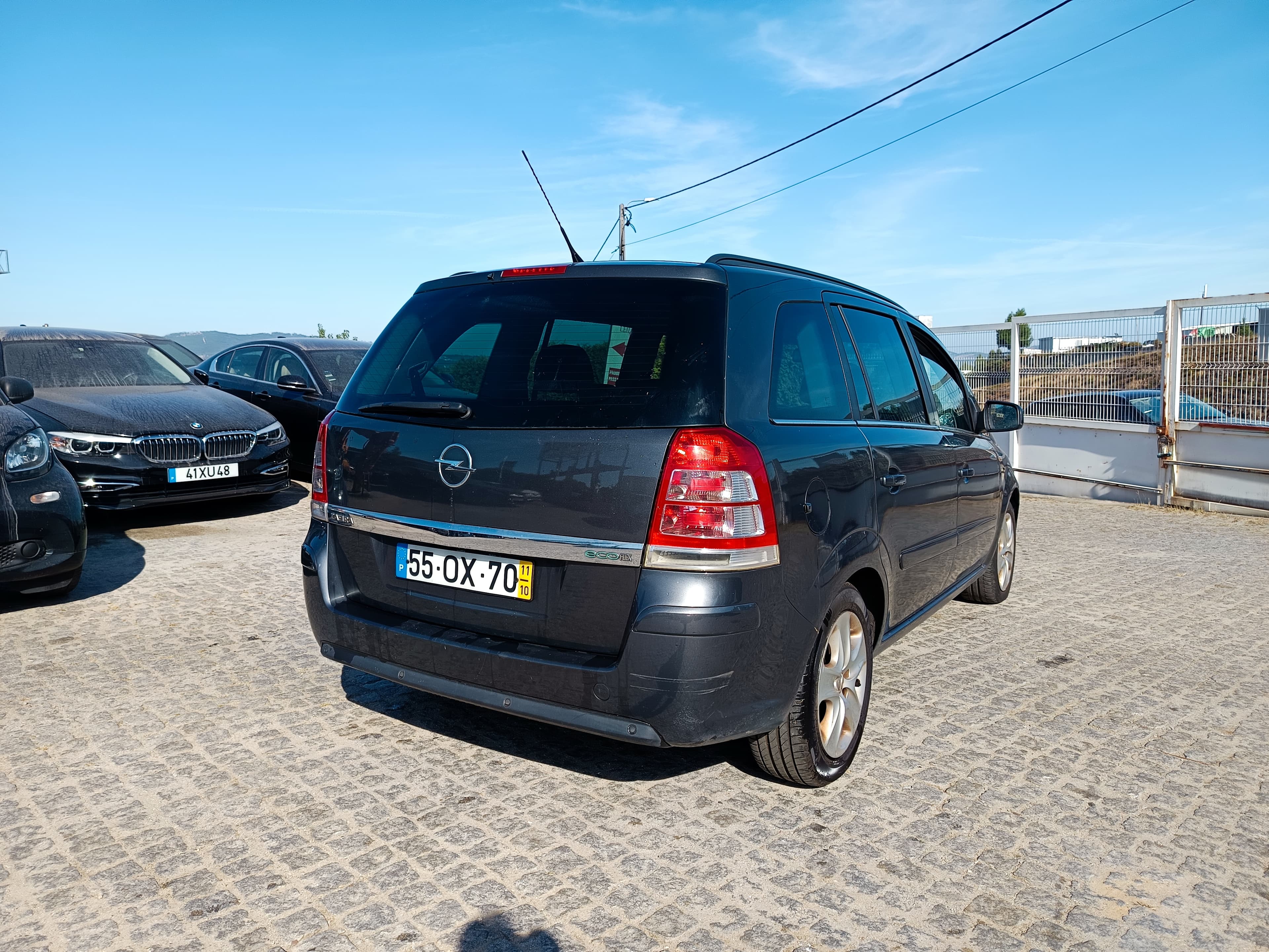 Opel Zafira · Ano 2011 — imagen 5