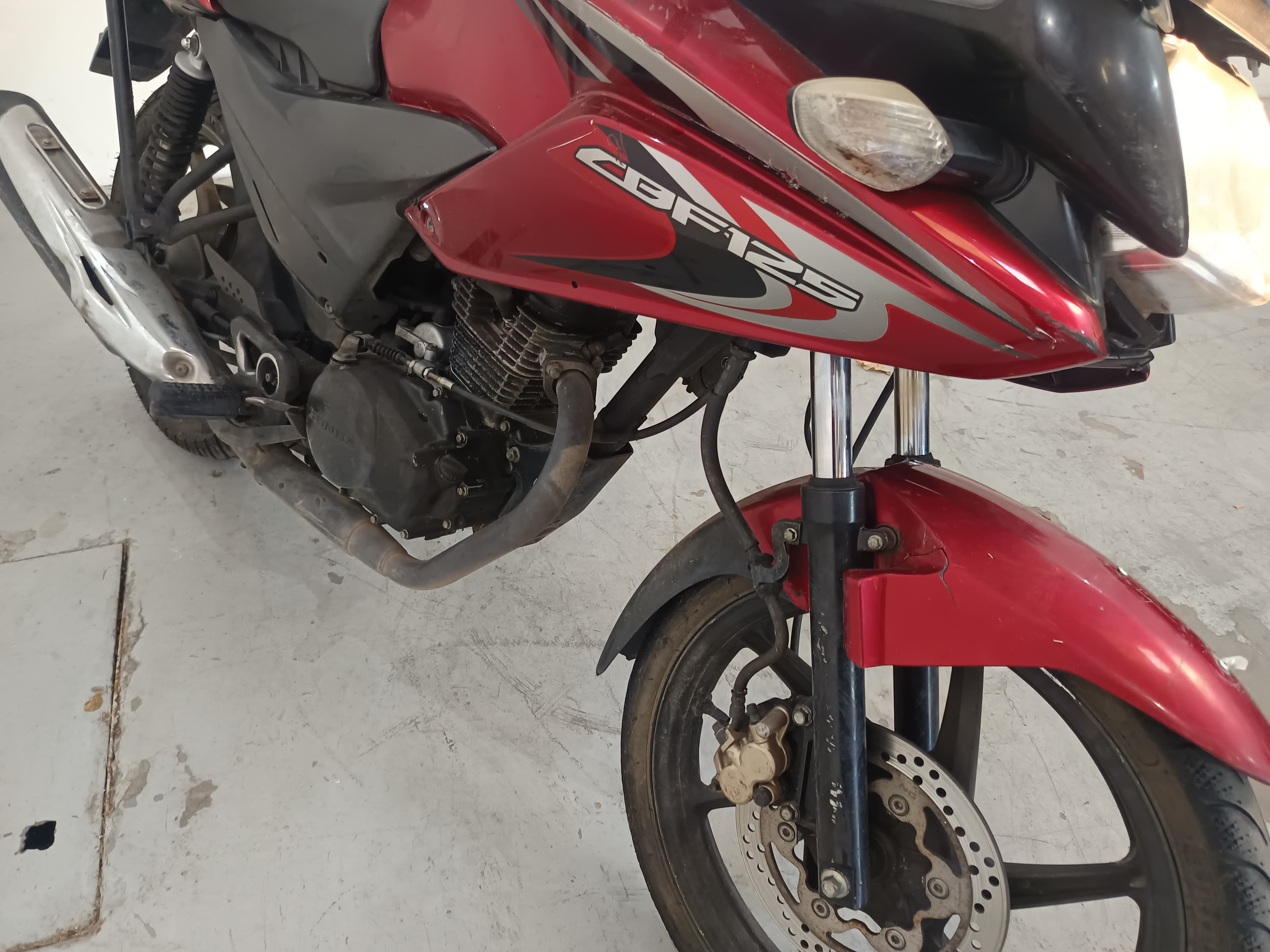 HONDA CBF 125 · Ano 2014 — imagen 12