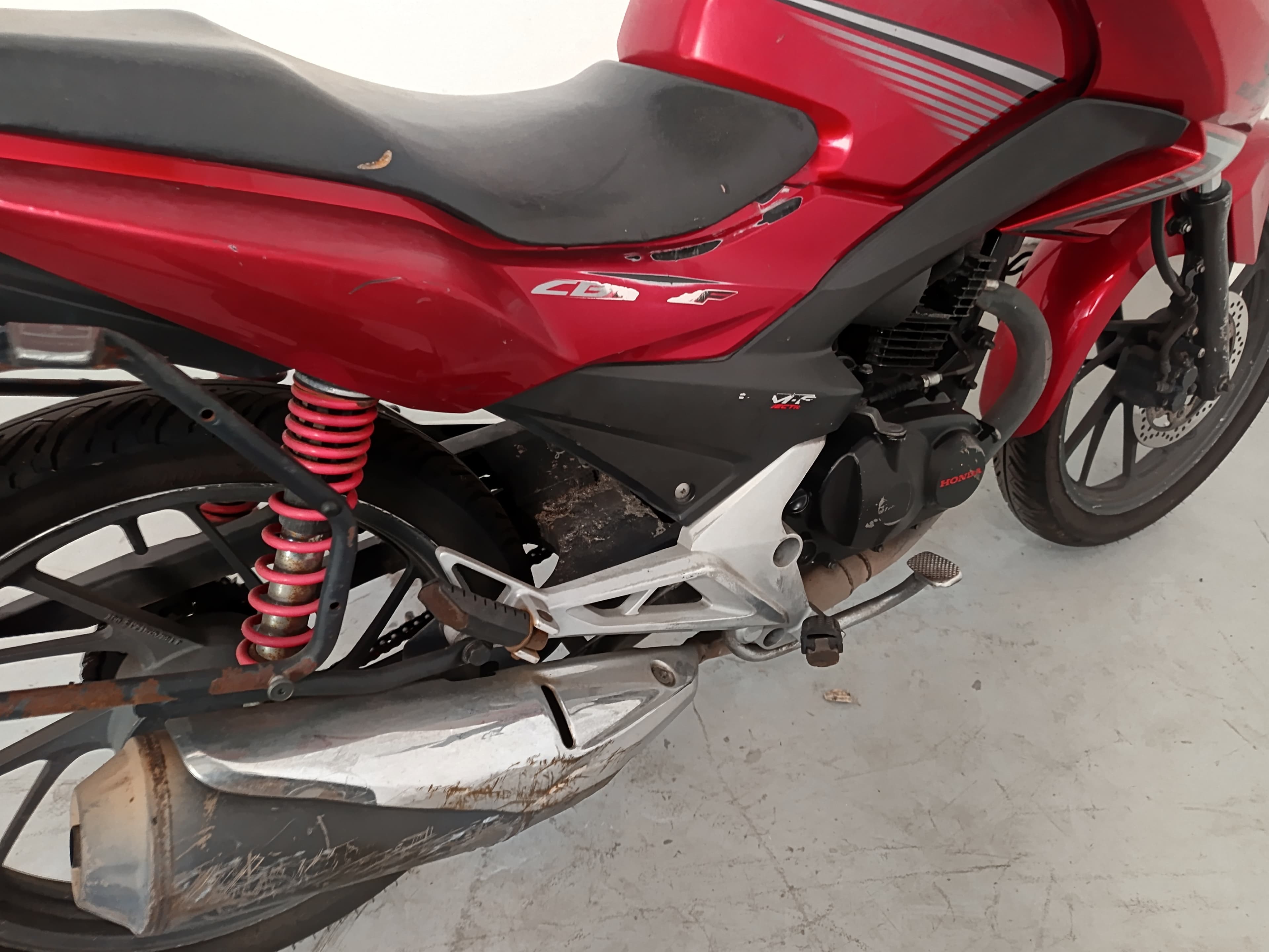 HONDA CBF 125 · Ano 2015 — imagen 6