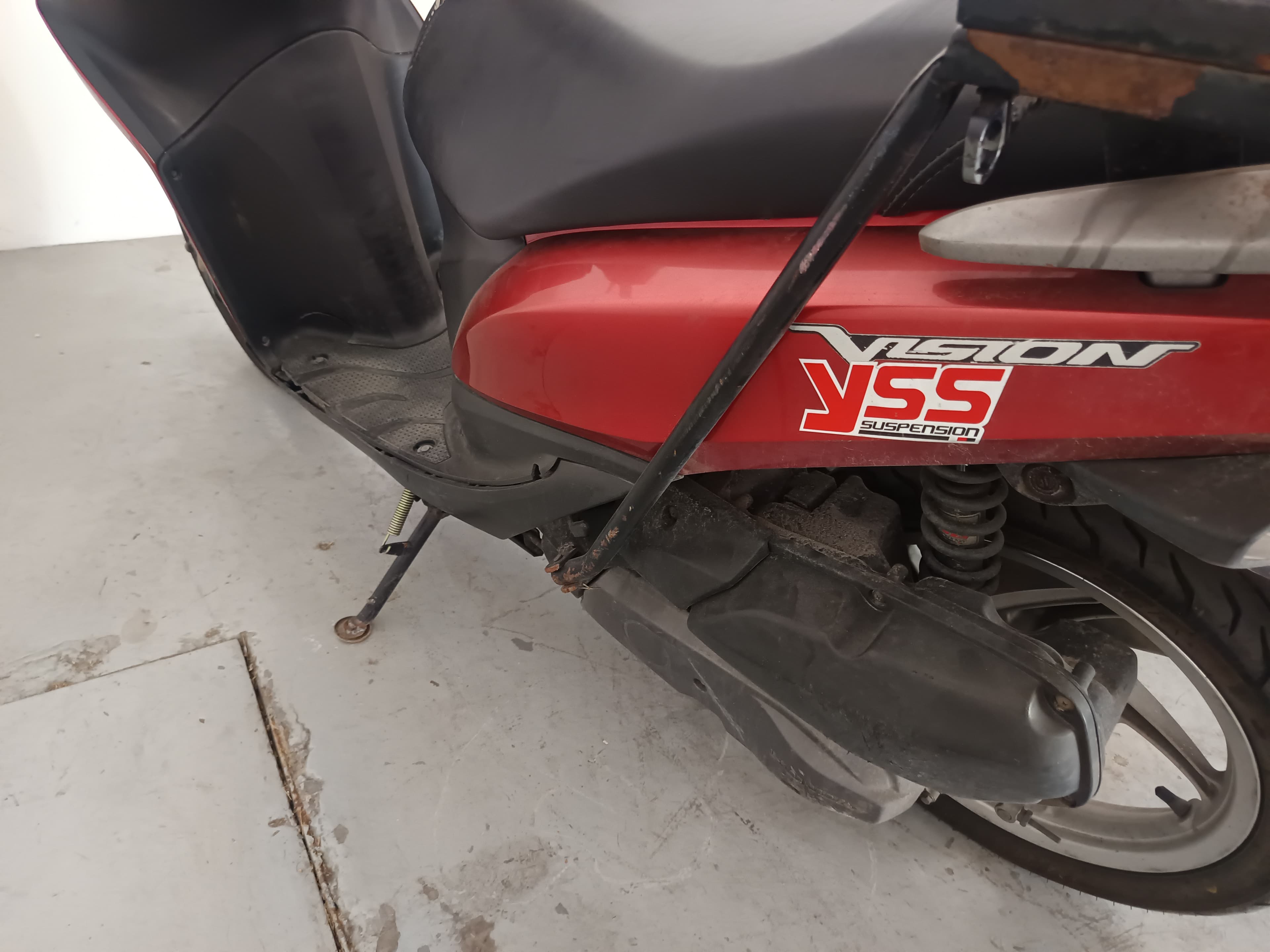 HONDA Vision NSC 110 · Año 2013 — imagen 5