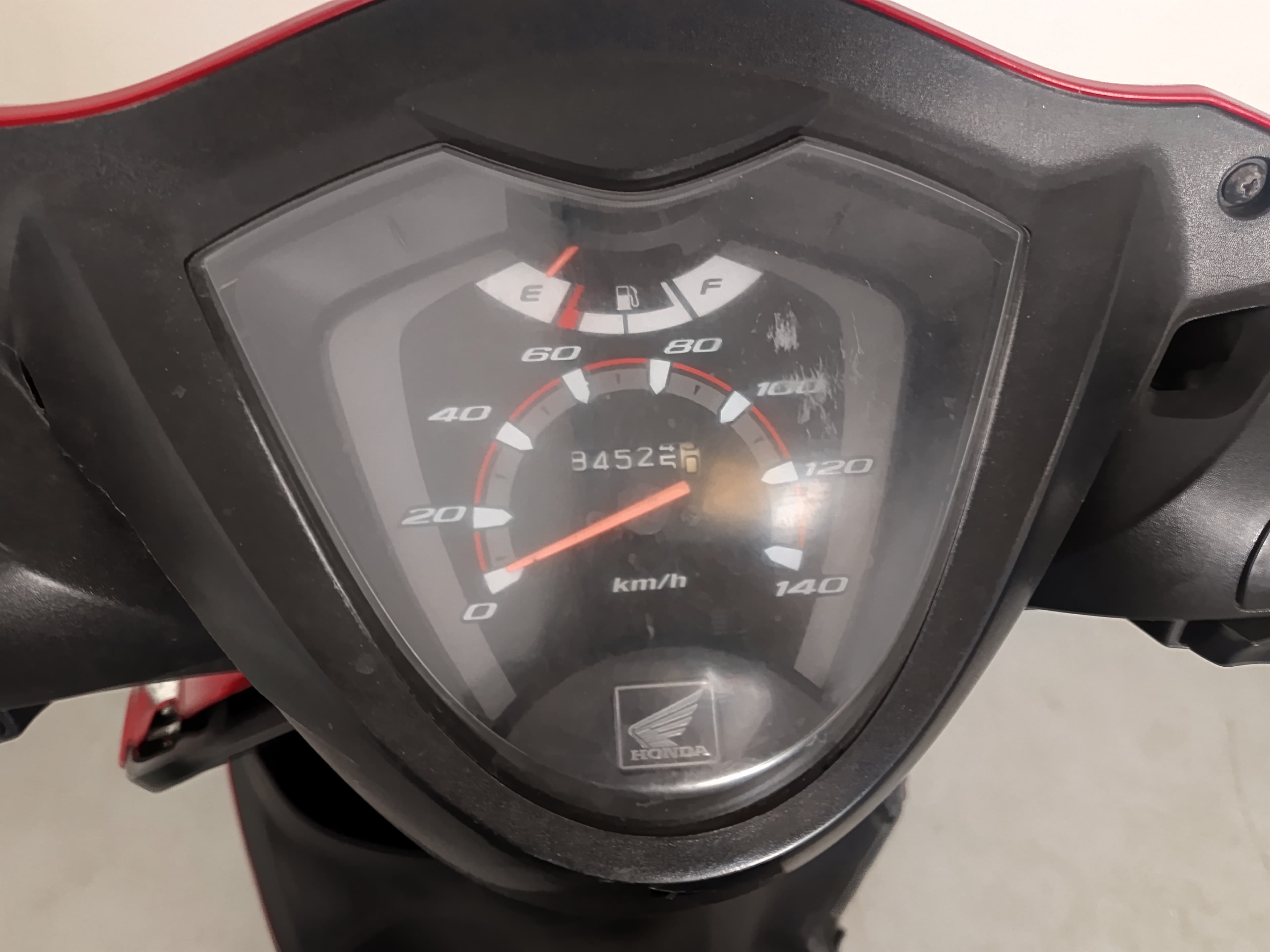 HONDA Vision NSC 110 · Año 2013 — imagen 10