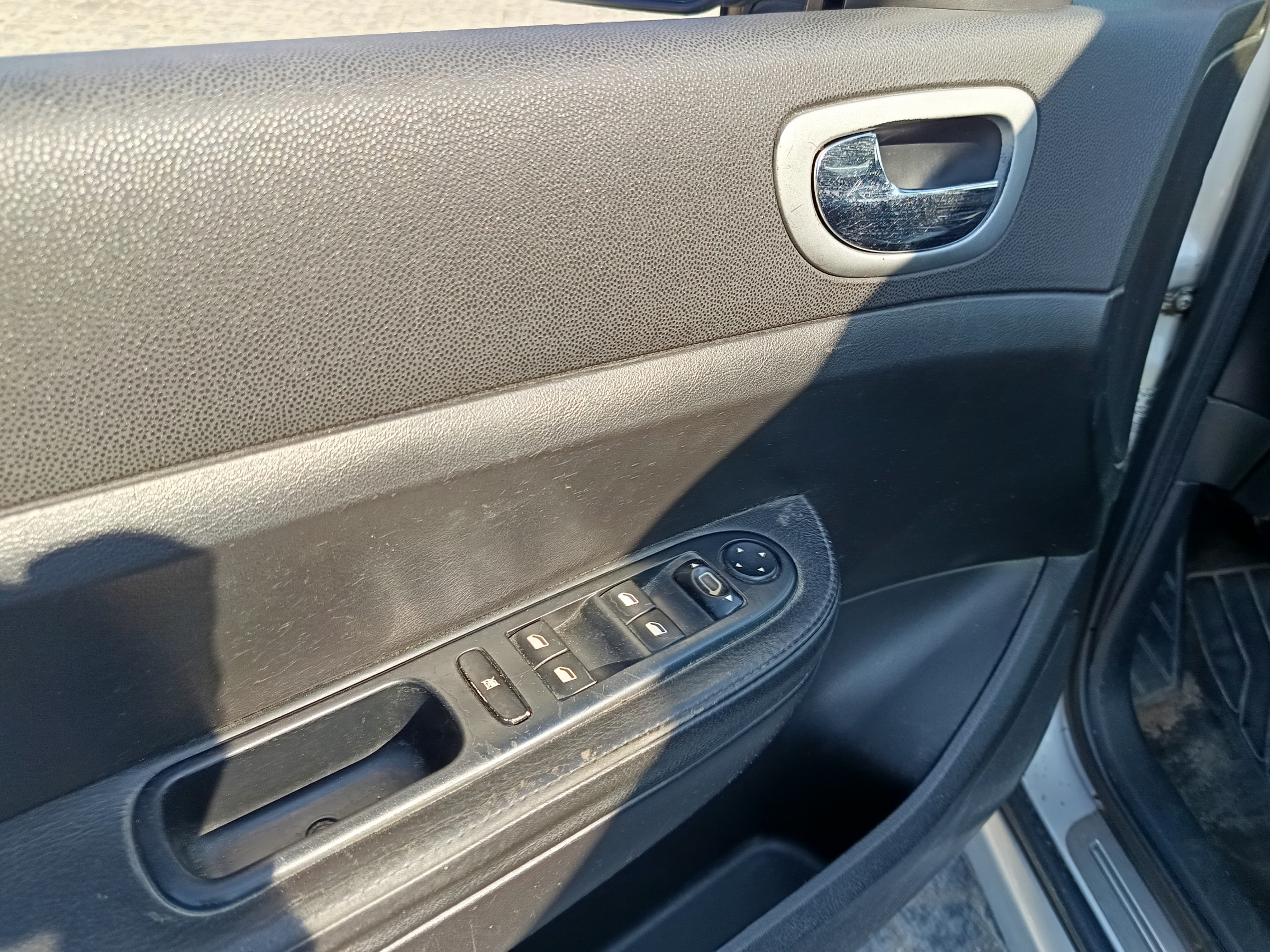 Peugeot 307 · Ano 2003 — image 32