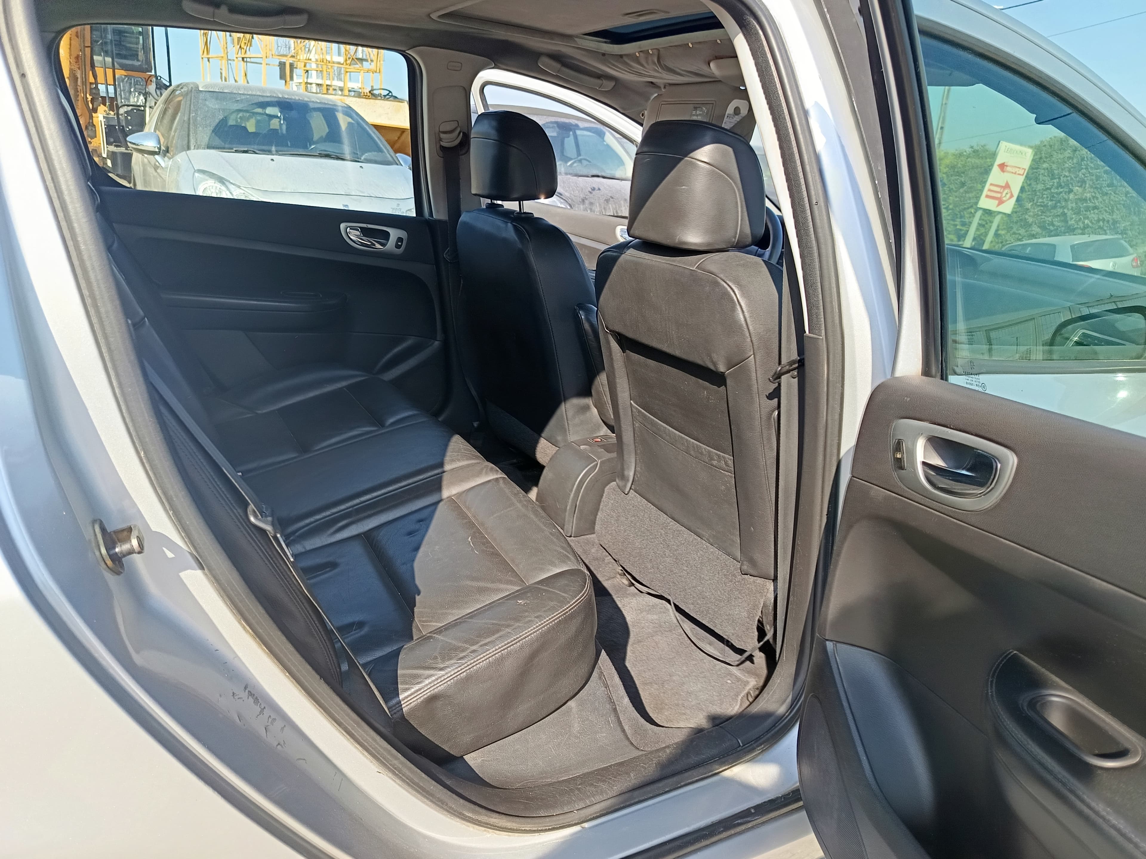 Peugeot 307 · Ano 2003 — image 22