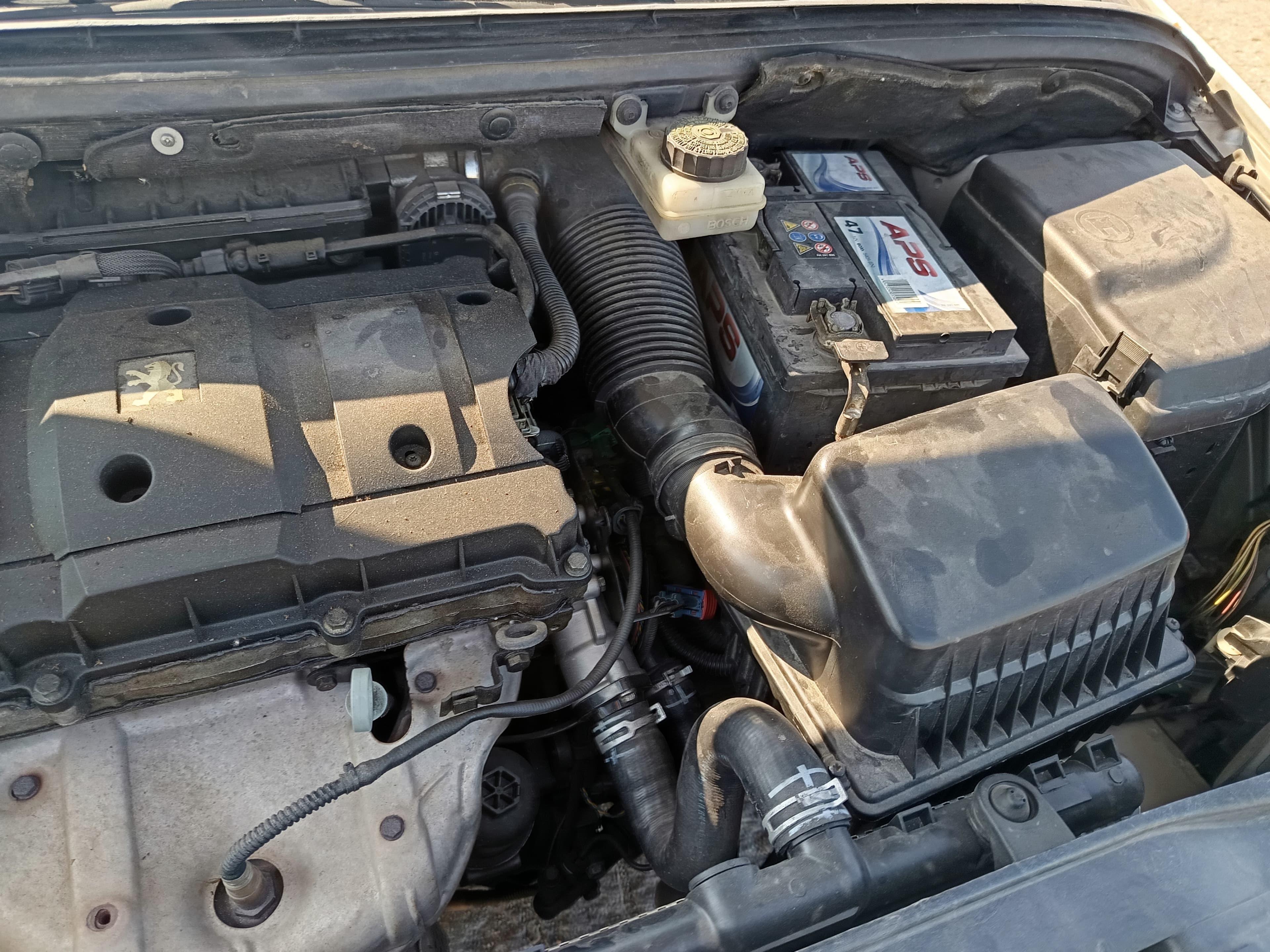 Peugeot 307 · Ano 2003 — image 18