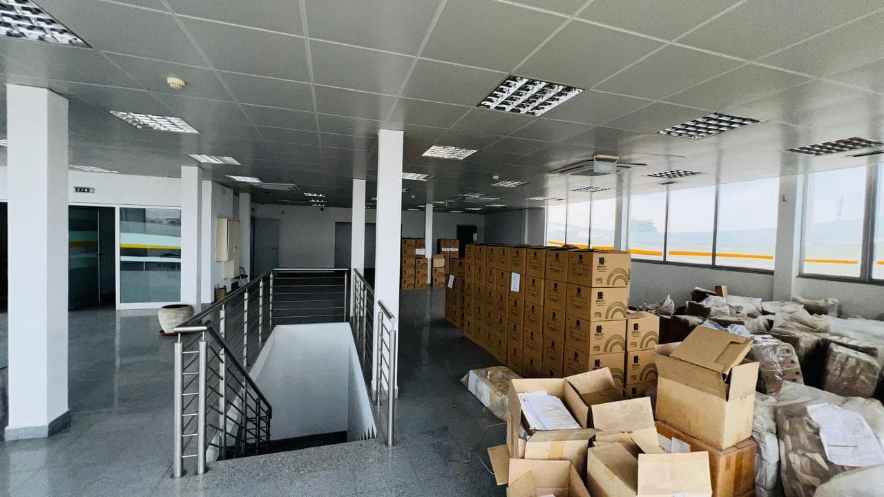 Espaço Comercial | Cazenga | Luanda — imagem 12