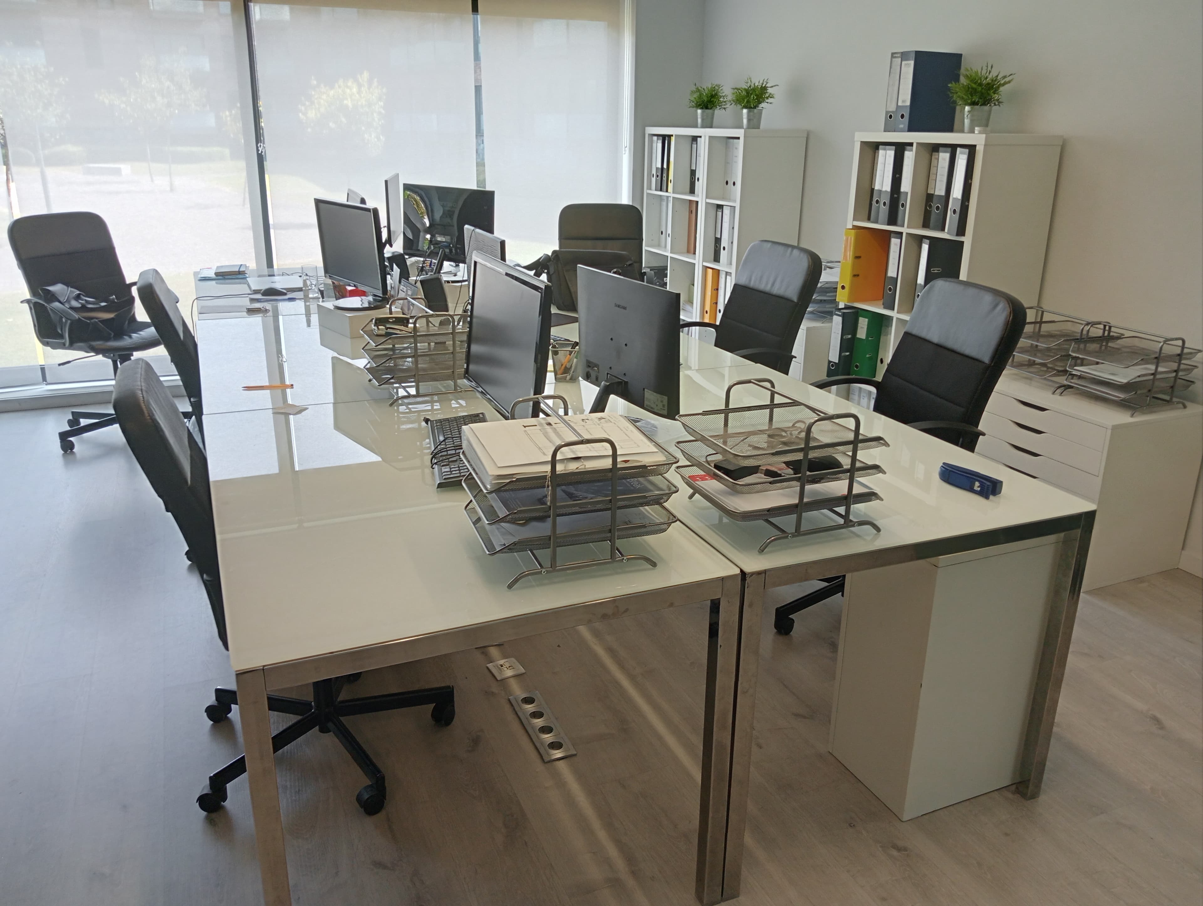 Mobiliário e Decoração · Equipamentos — imagem 2