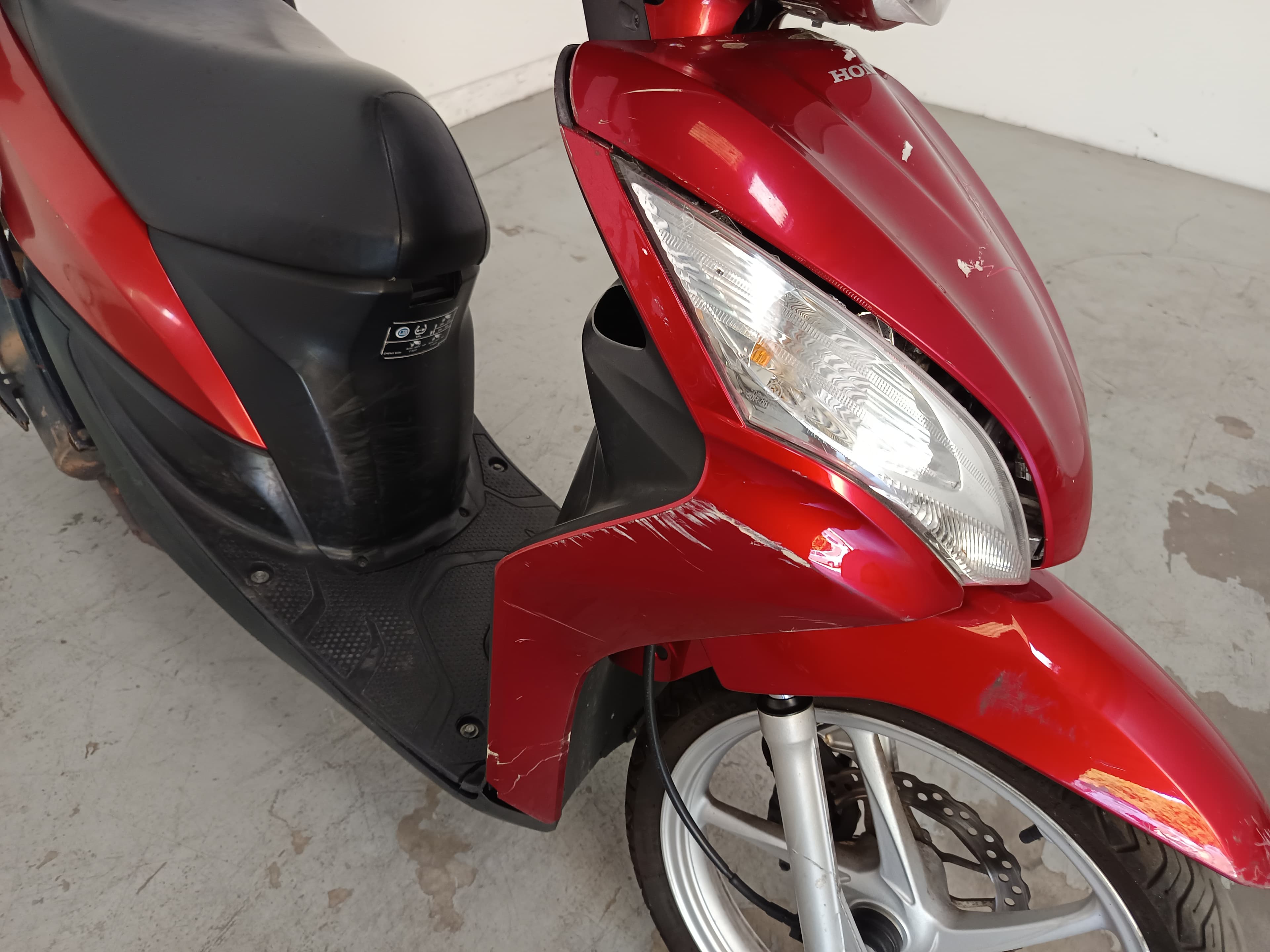 HONDA Vision NSC 110 · Ano 2013 — imagen 11