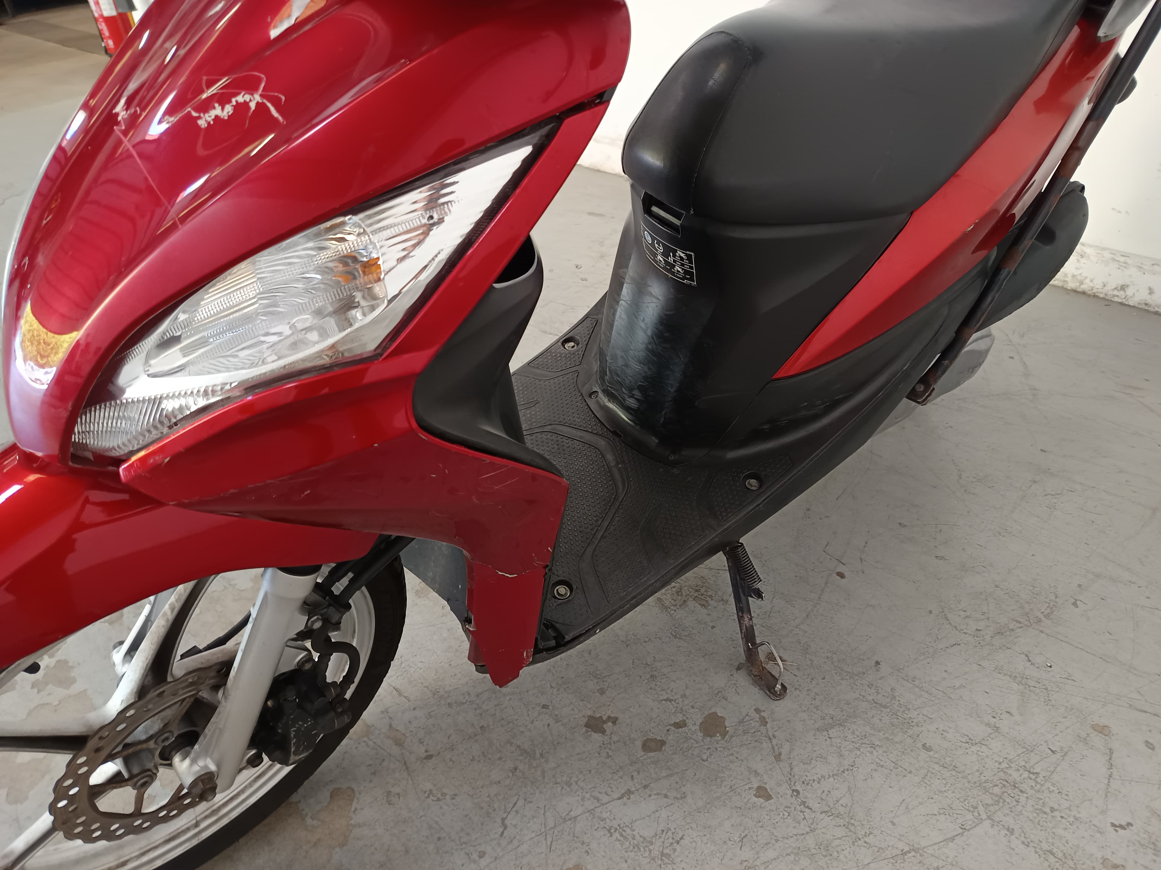 HONDA Vision NSC 110 · Ano 2013 — imagen 13