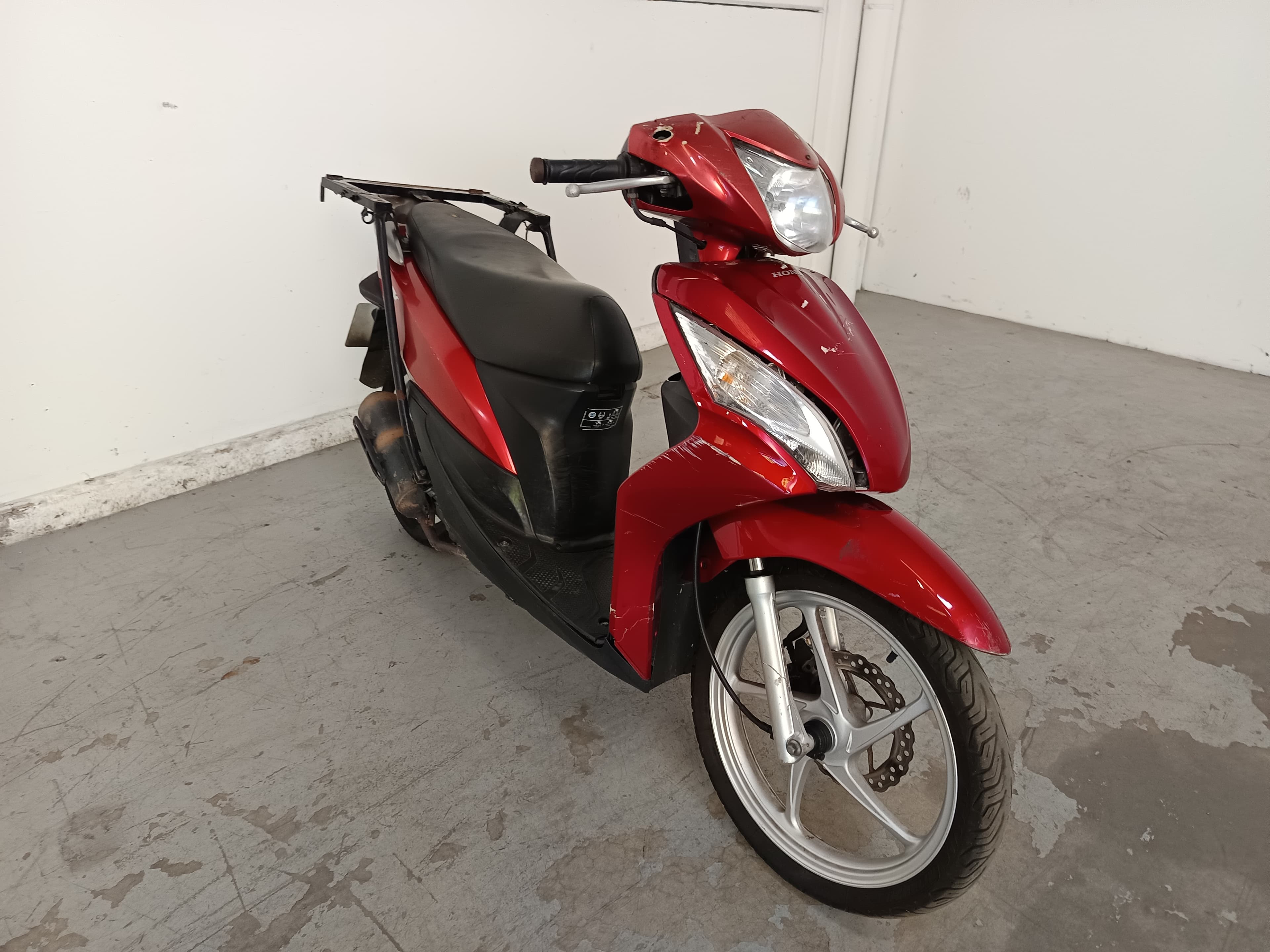 HONDA Vision NSC 110 · Ano 2013 — imagen 2