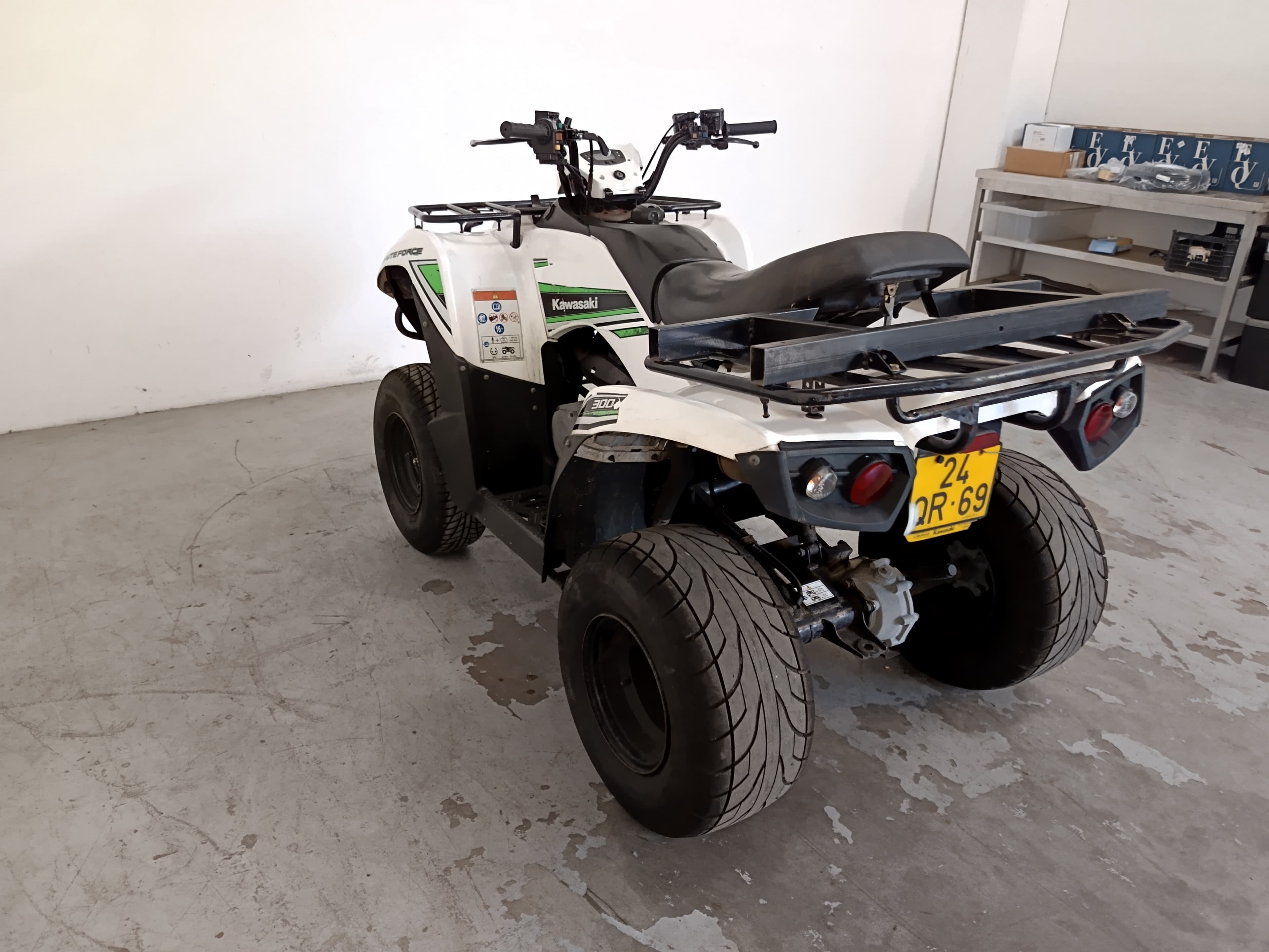 KAWASAKI  KVF300 · Ano 2015 — image 4