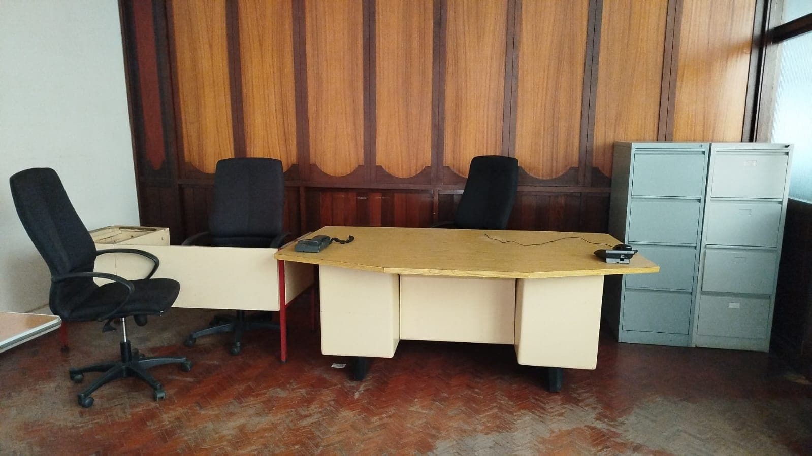 Mobiliário de escritório — imagem 1