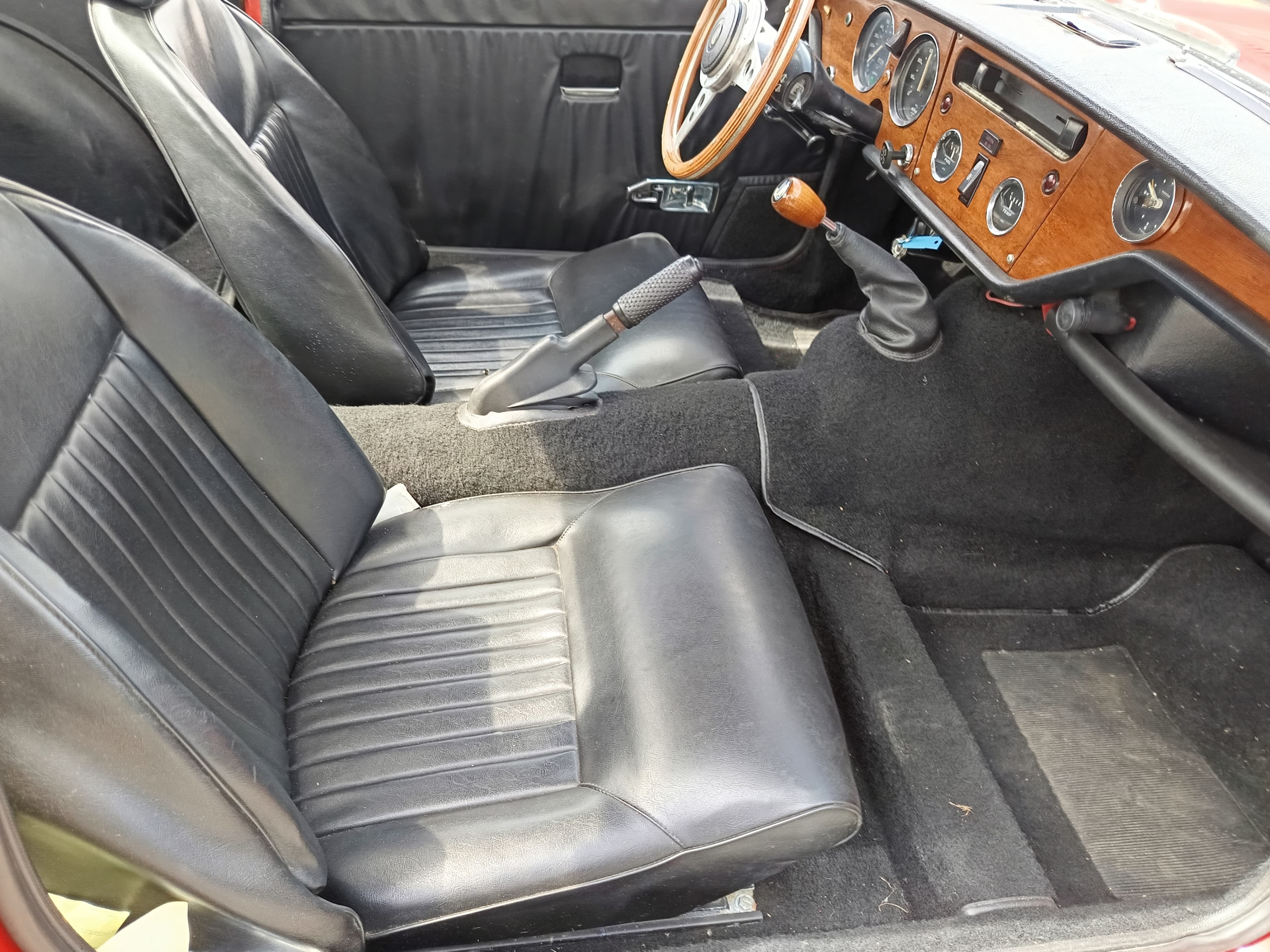 Triumph Spitfire · Ano 1973 — imagem 18