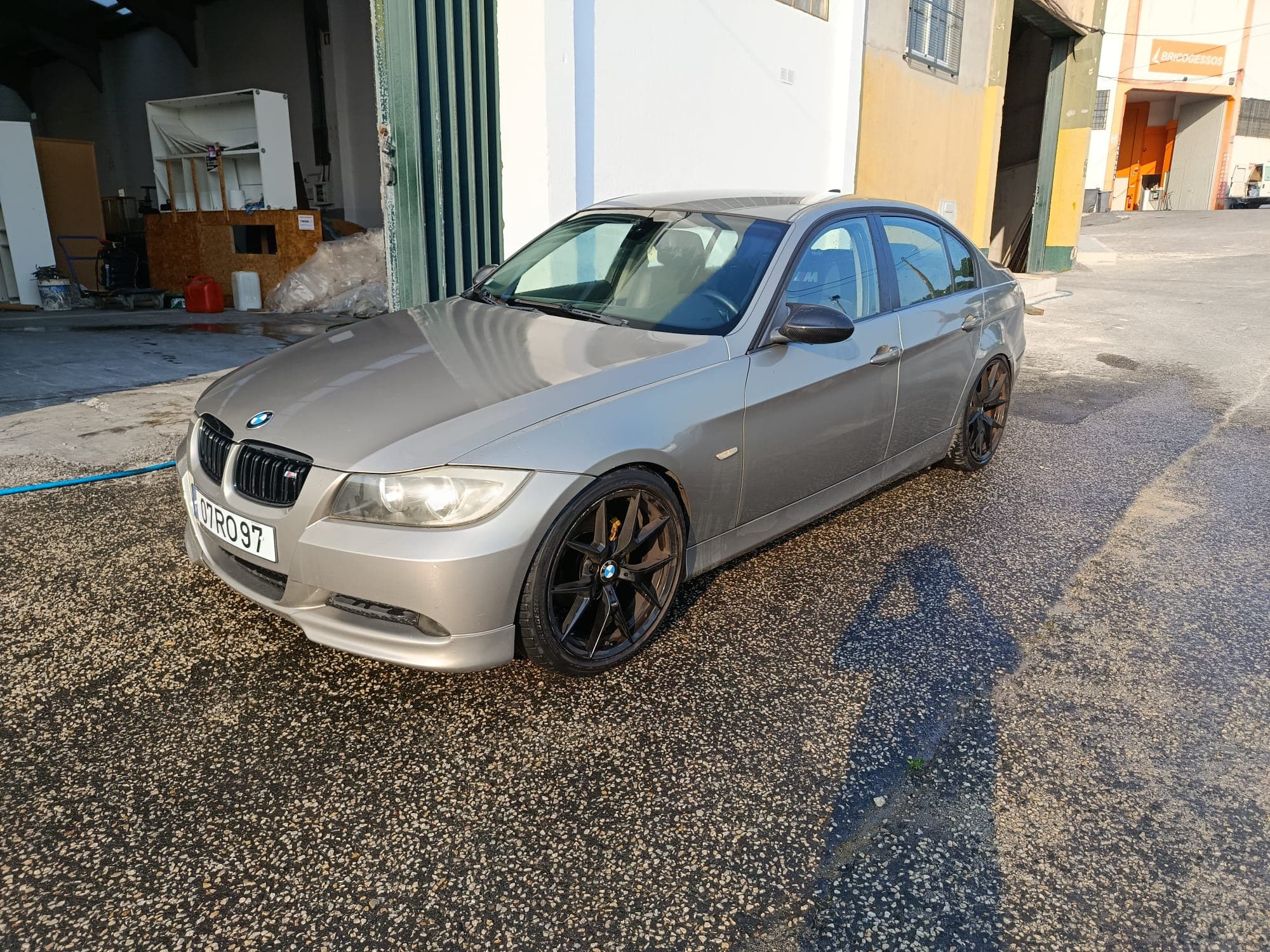 BMW 318 d · Ano 2008 — imagem 1