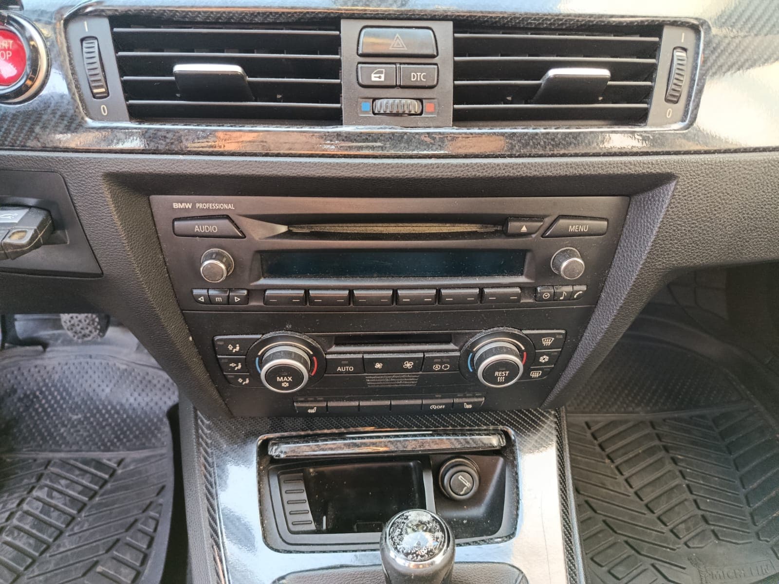 BMW 318 d · Ano 2008 — imagem 11