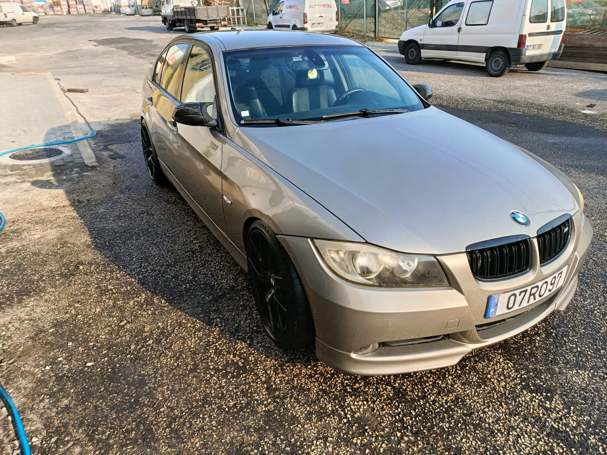 BMW 318 d · Ano 2008 — imagem 3