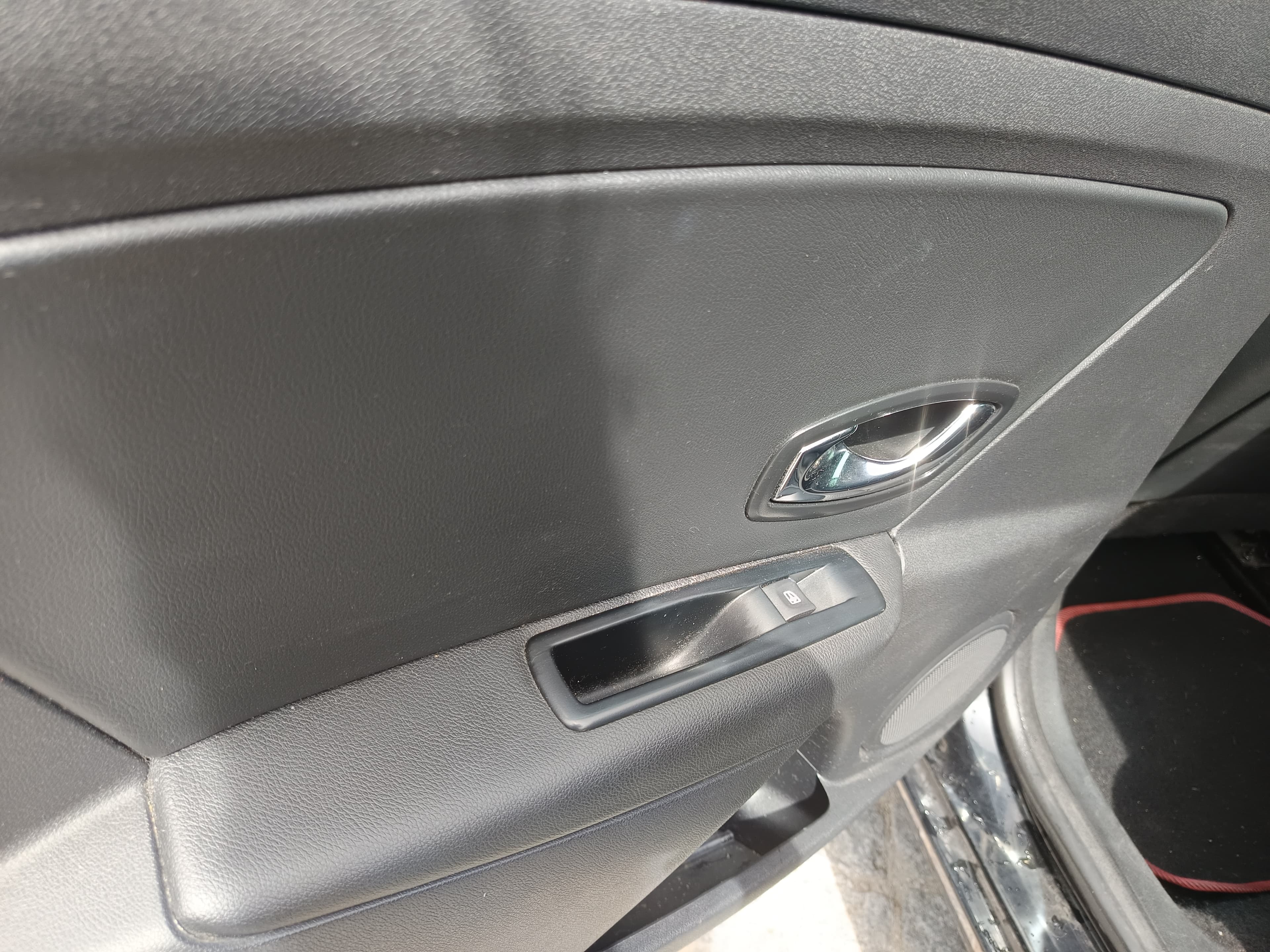 Renault Mégane · Ano 2015 — imagem 31