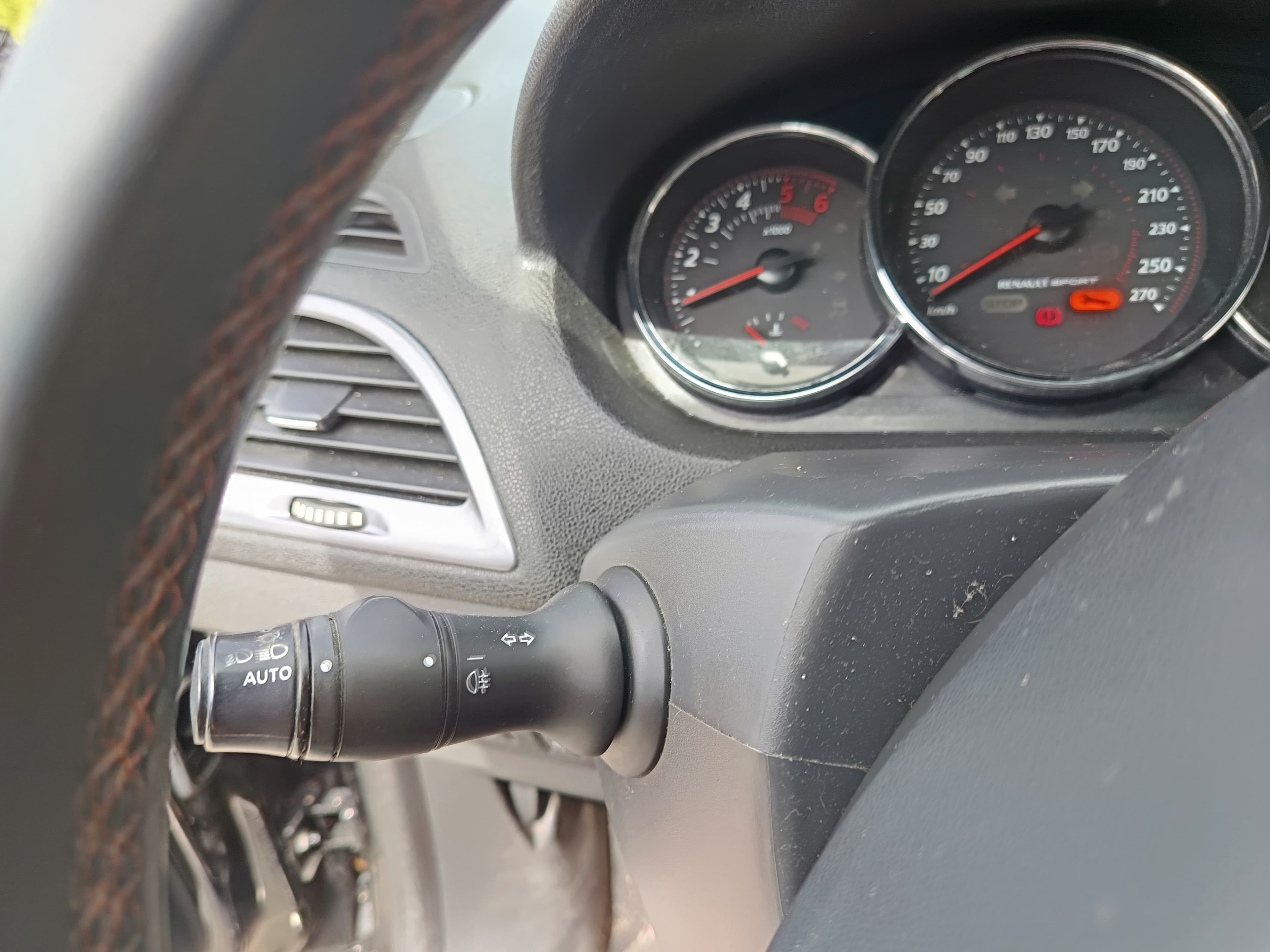 Renault Mégane · Ano 2015 — imagem 46