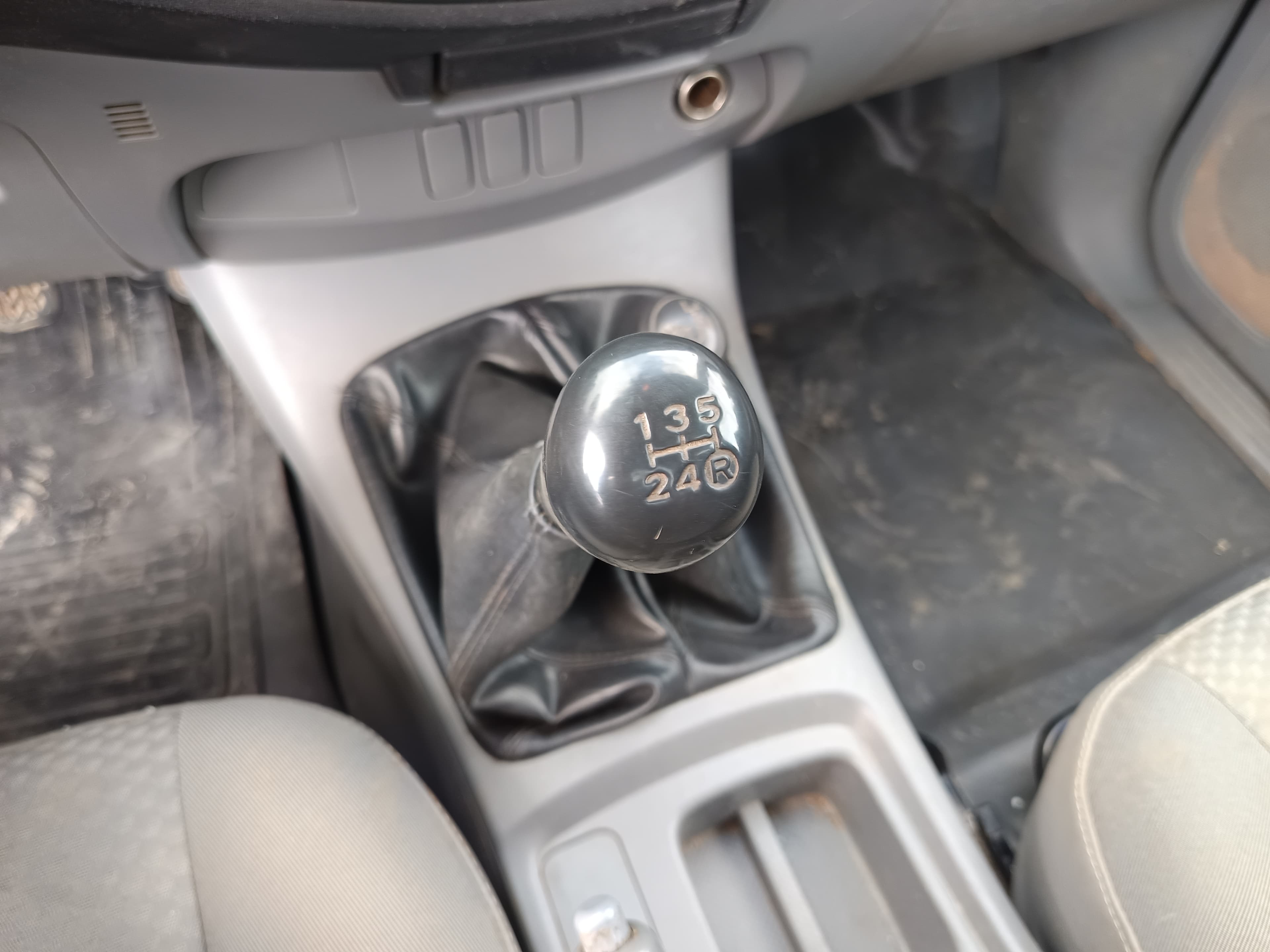 Toyota Hilux · Ano 2007 — imagem 31