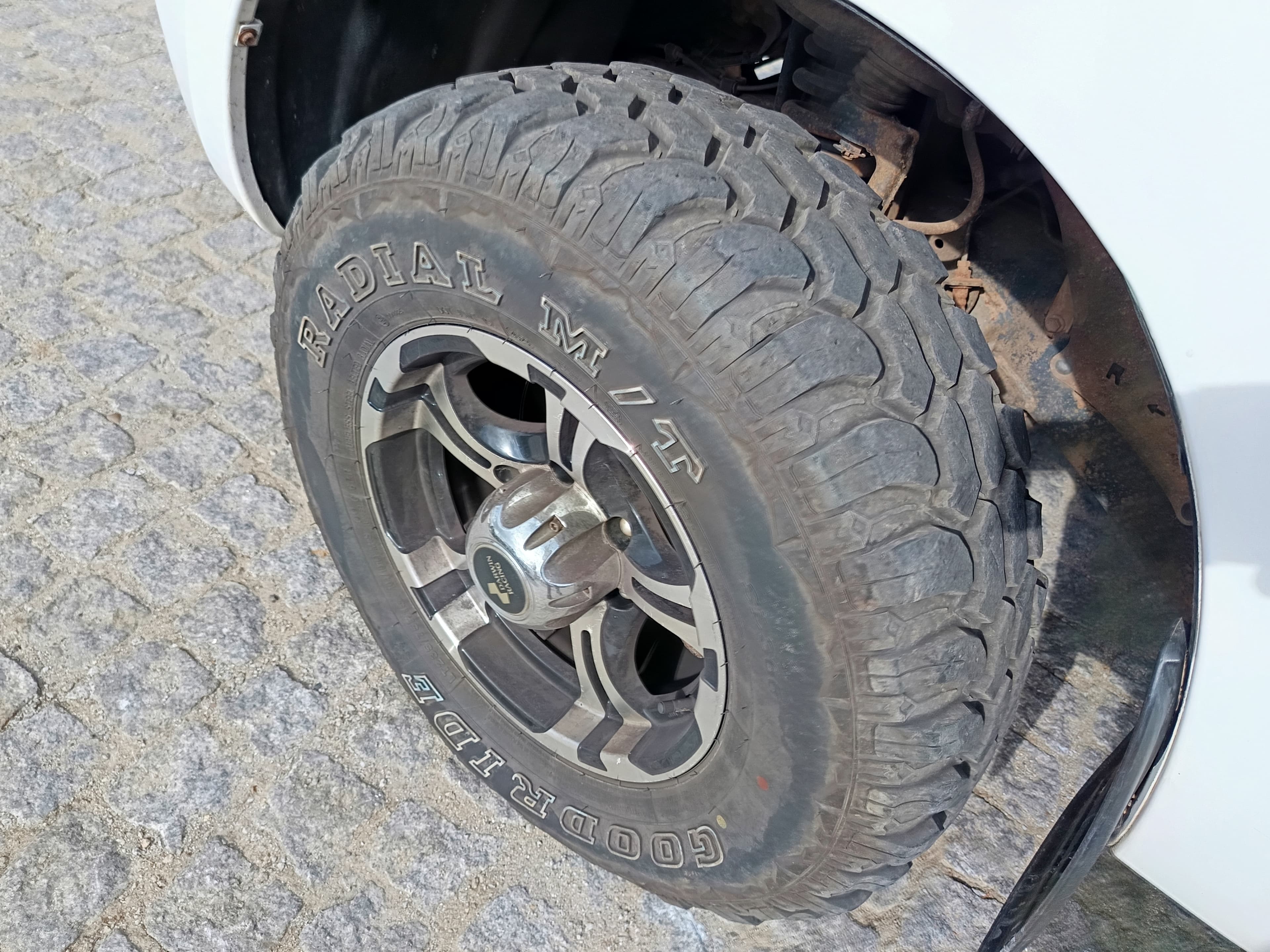 Toyota Hilux · Ano 2007 — imagem 14