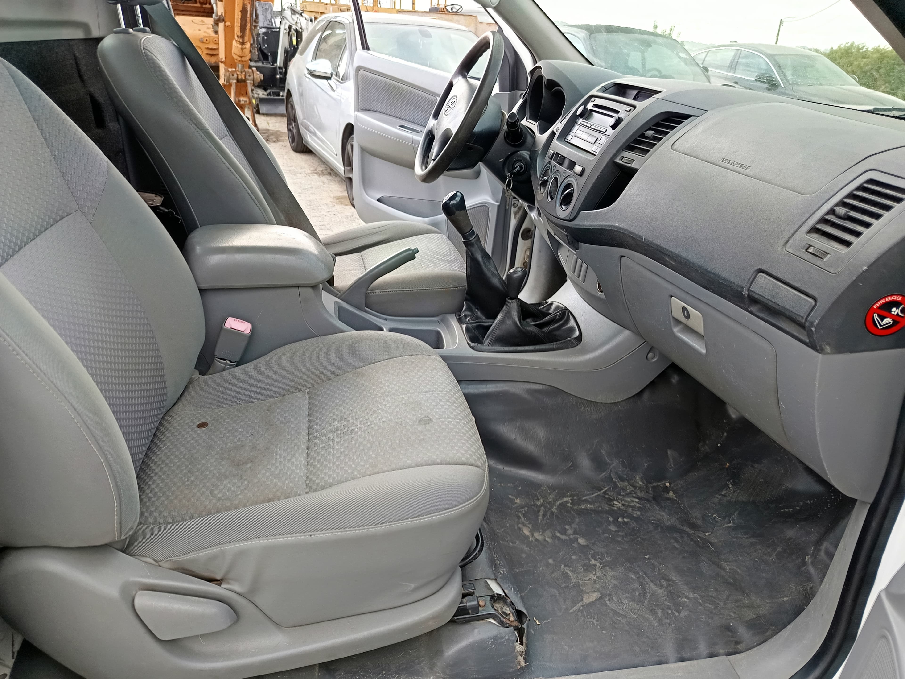 Toyota Hilux · Ano 2007 — imagem 22