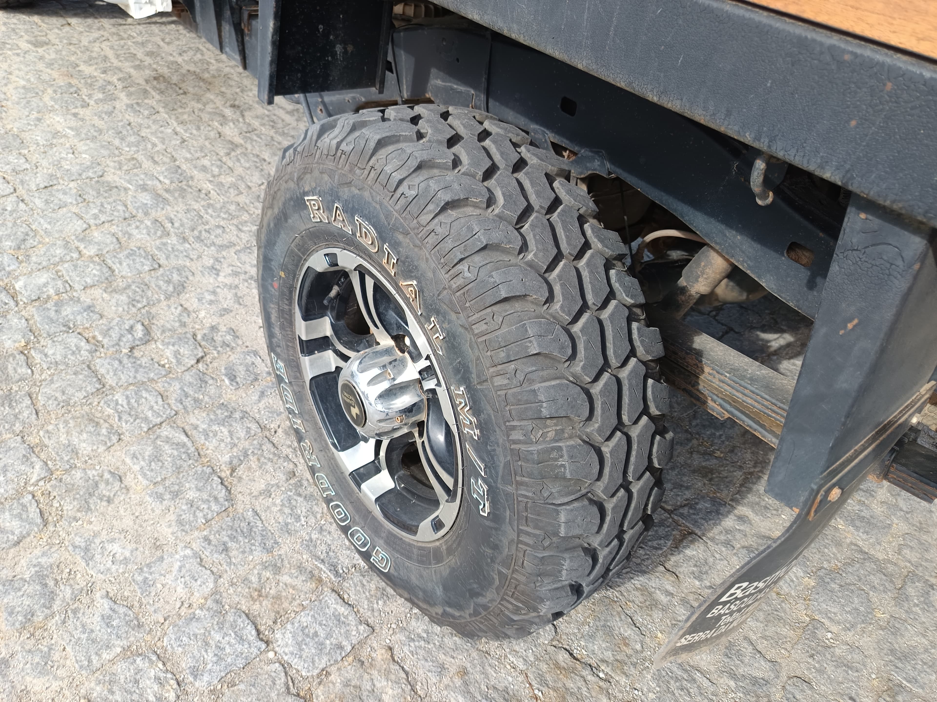 Toyota Hilux · Ano 2007 — imagem 12