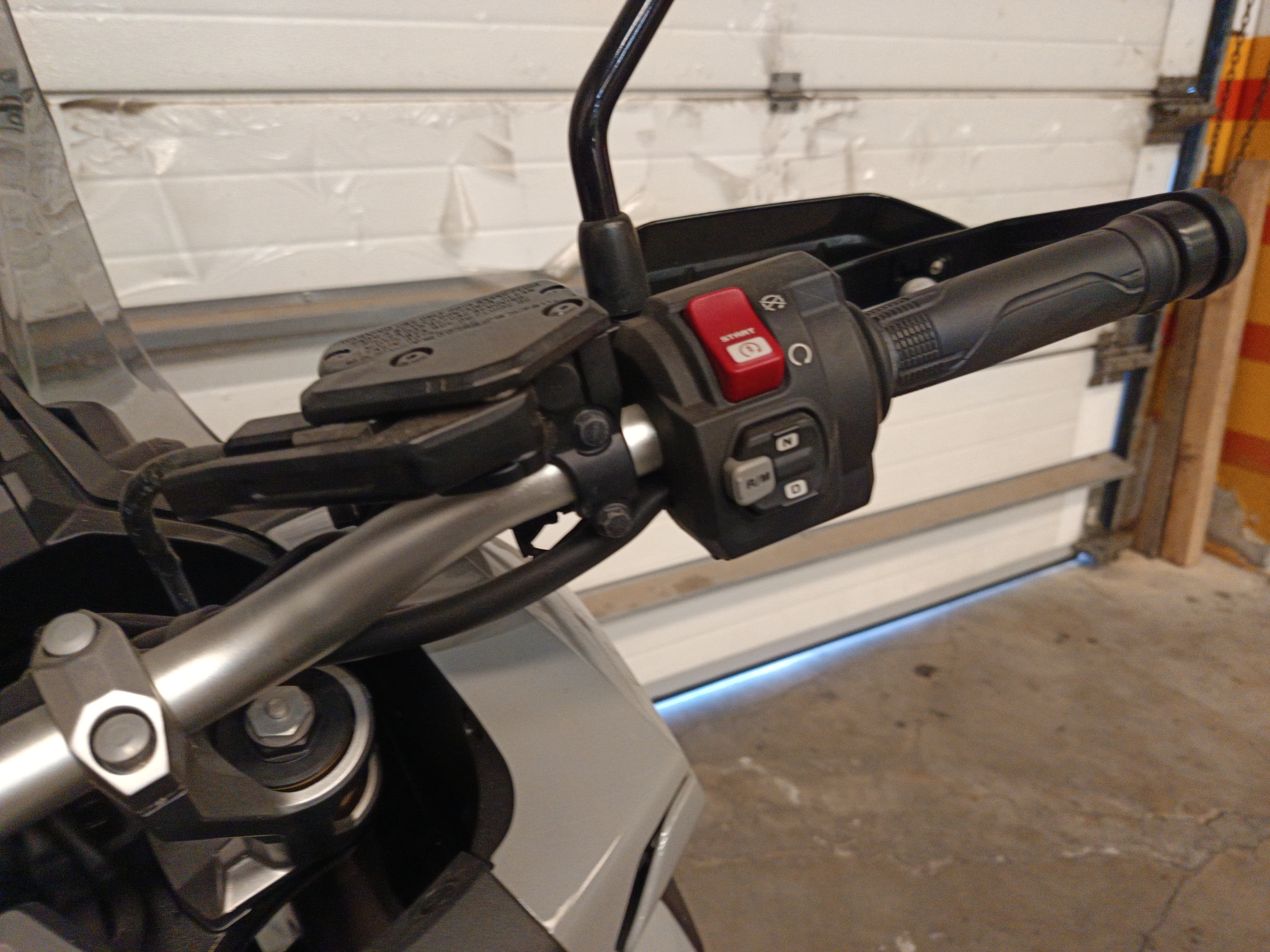 Honda X ADV · Ano 2021 — image 10