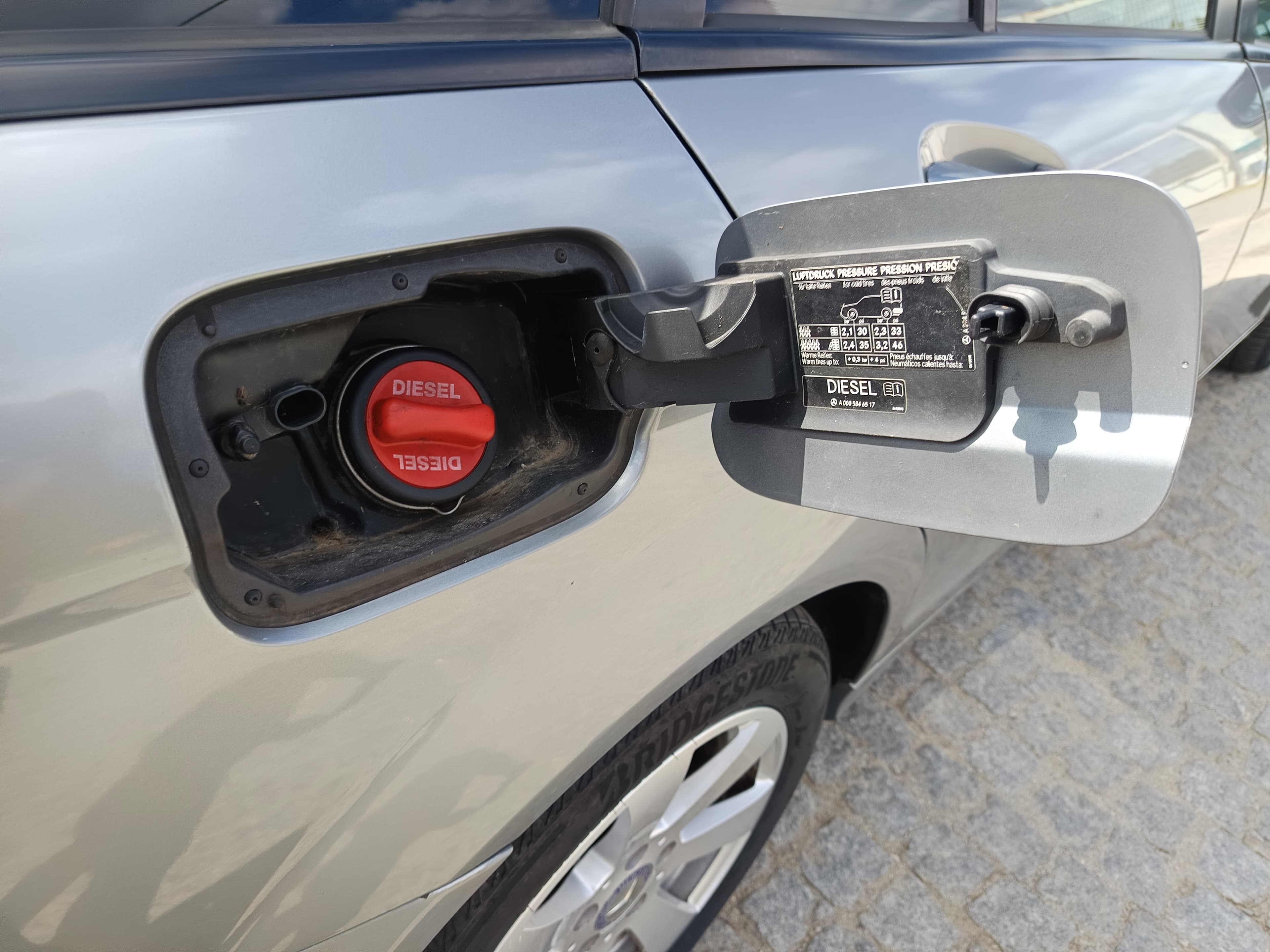 Mercedes-Benz C220 · Ano 2008 — imagen 12