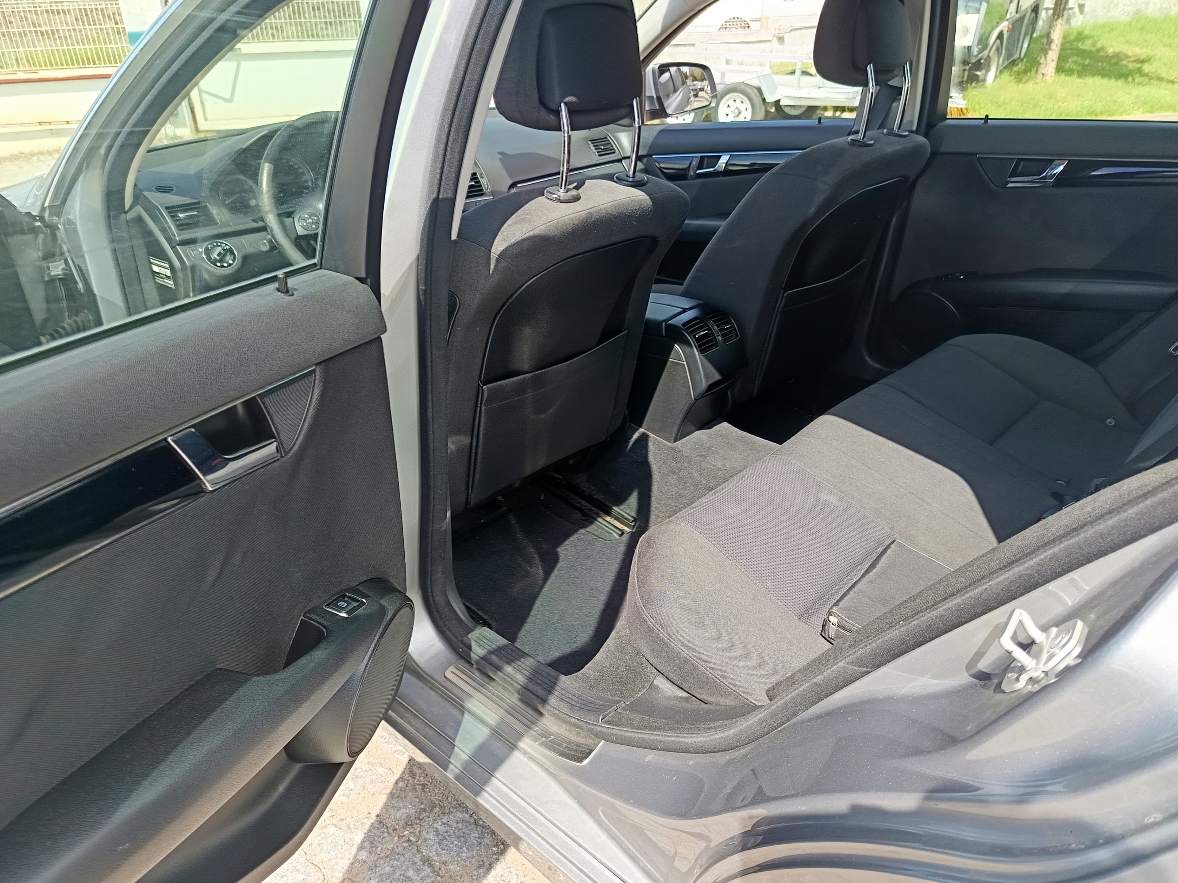 Mercedes-Benz C220 · Ano 2008 — imagen 30